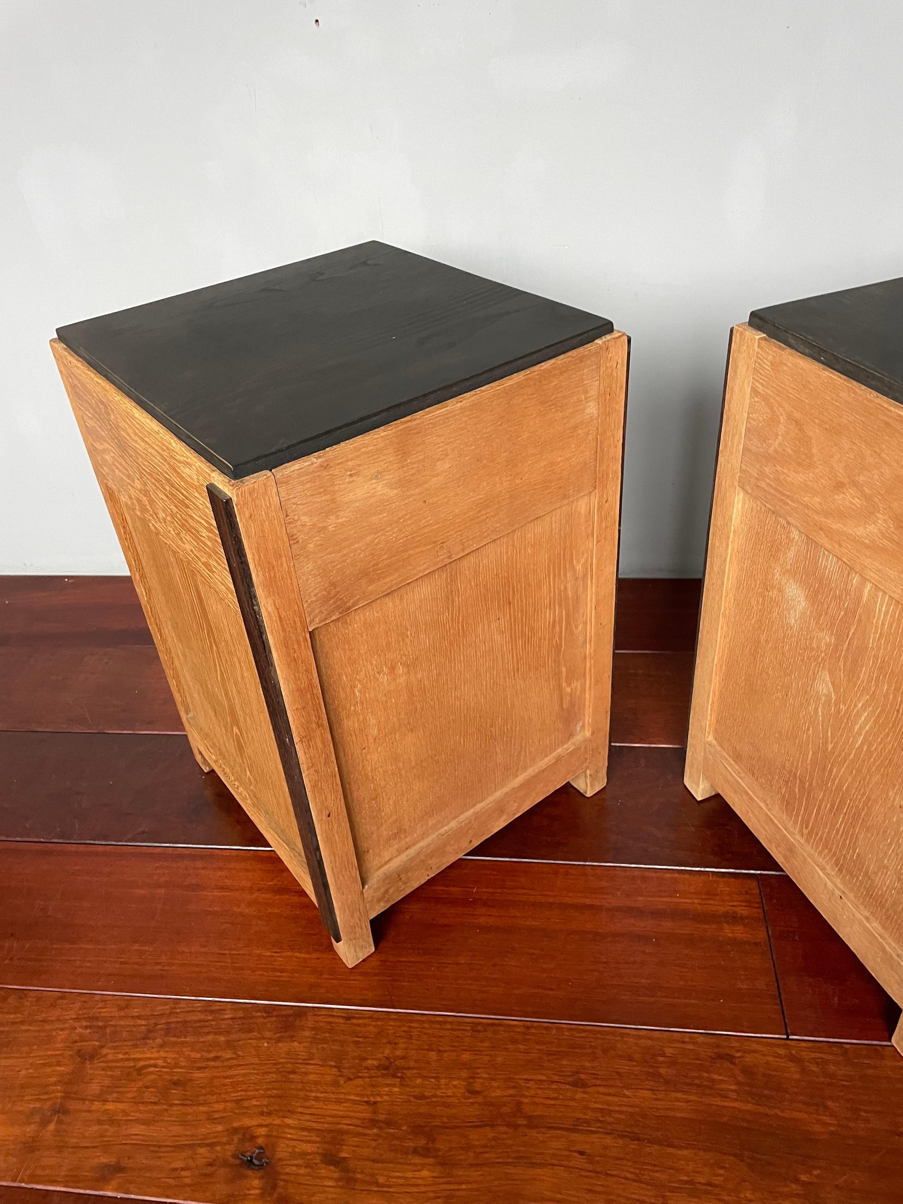 Great Pair of Oak & Coromandel Dutch Arts & Crafts Bedside Tables / Night Stands 9