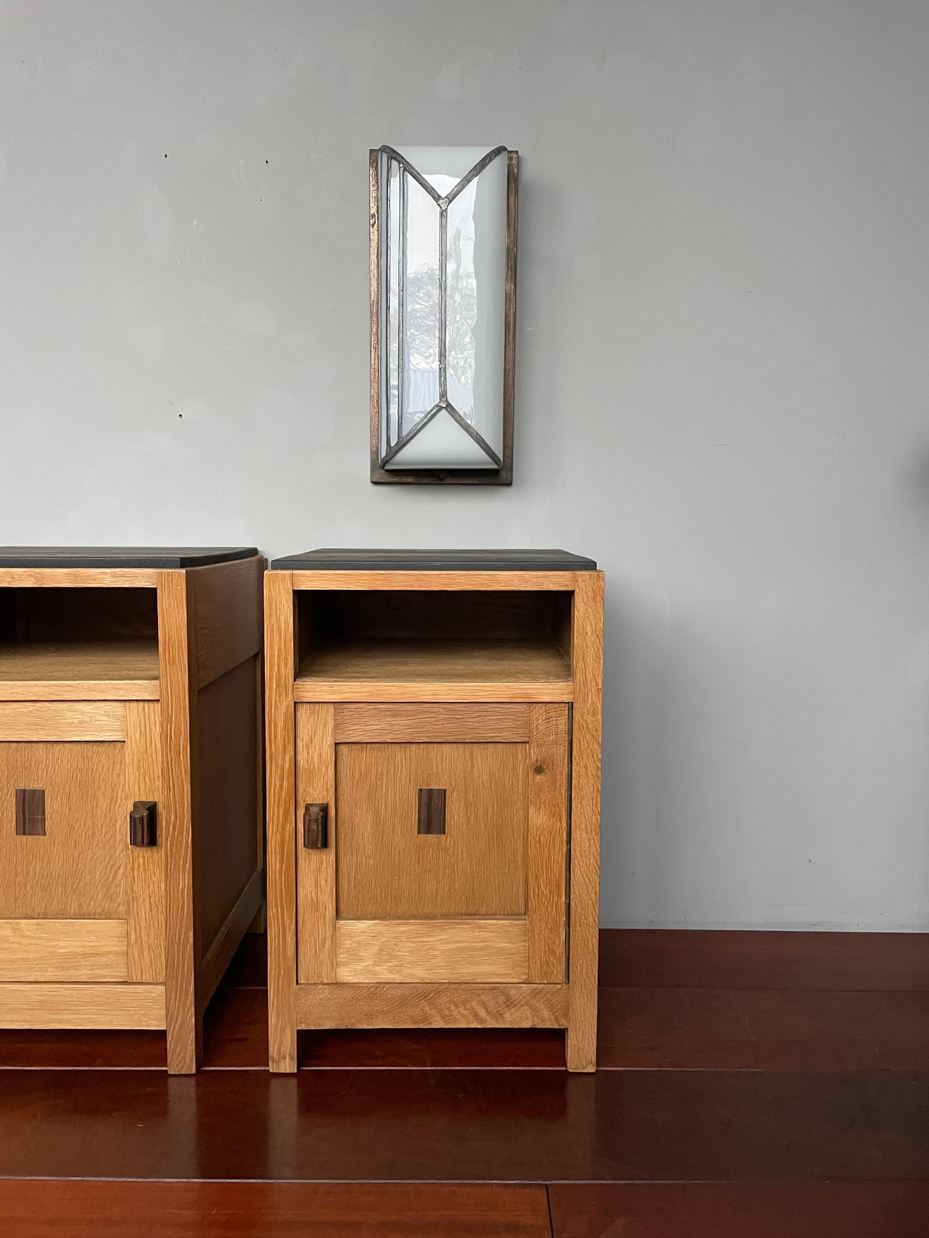 Great Pair of Oak & Coromandel Dutch Arts & Crafts Bedside Tables / Night Stands 12