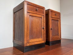 Great Pair of Oak & Ebonized Dutch Arts & Crafts Bedside Tables / Nightstands