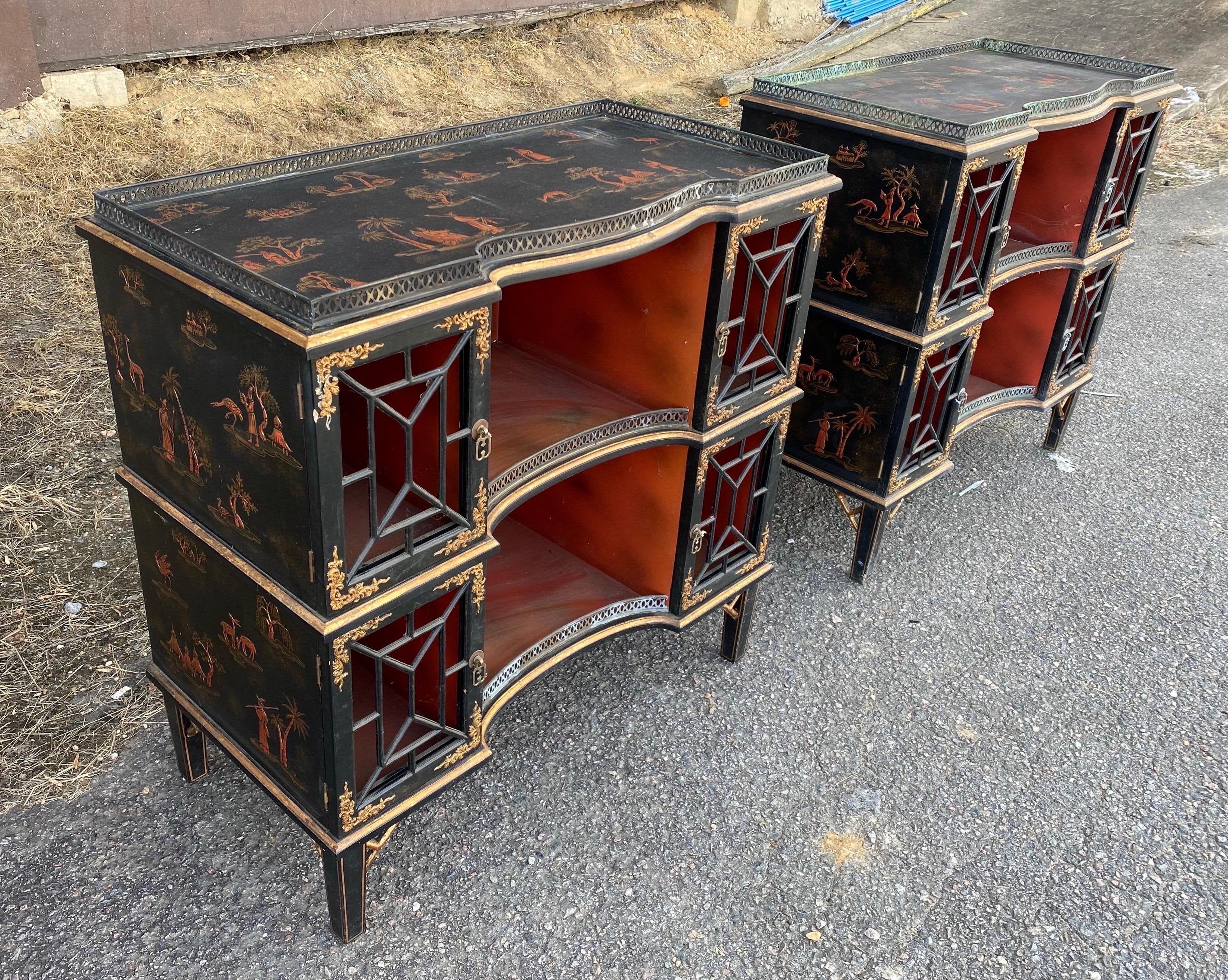 20th Century Great Pair of Vintage Chinoiserie Bedside Cabinets