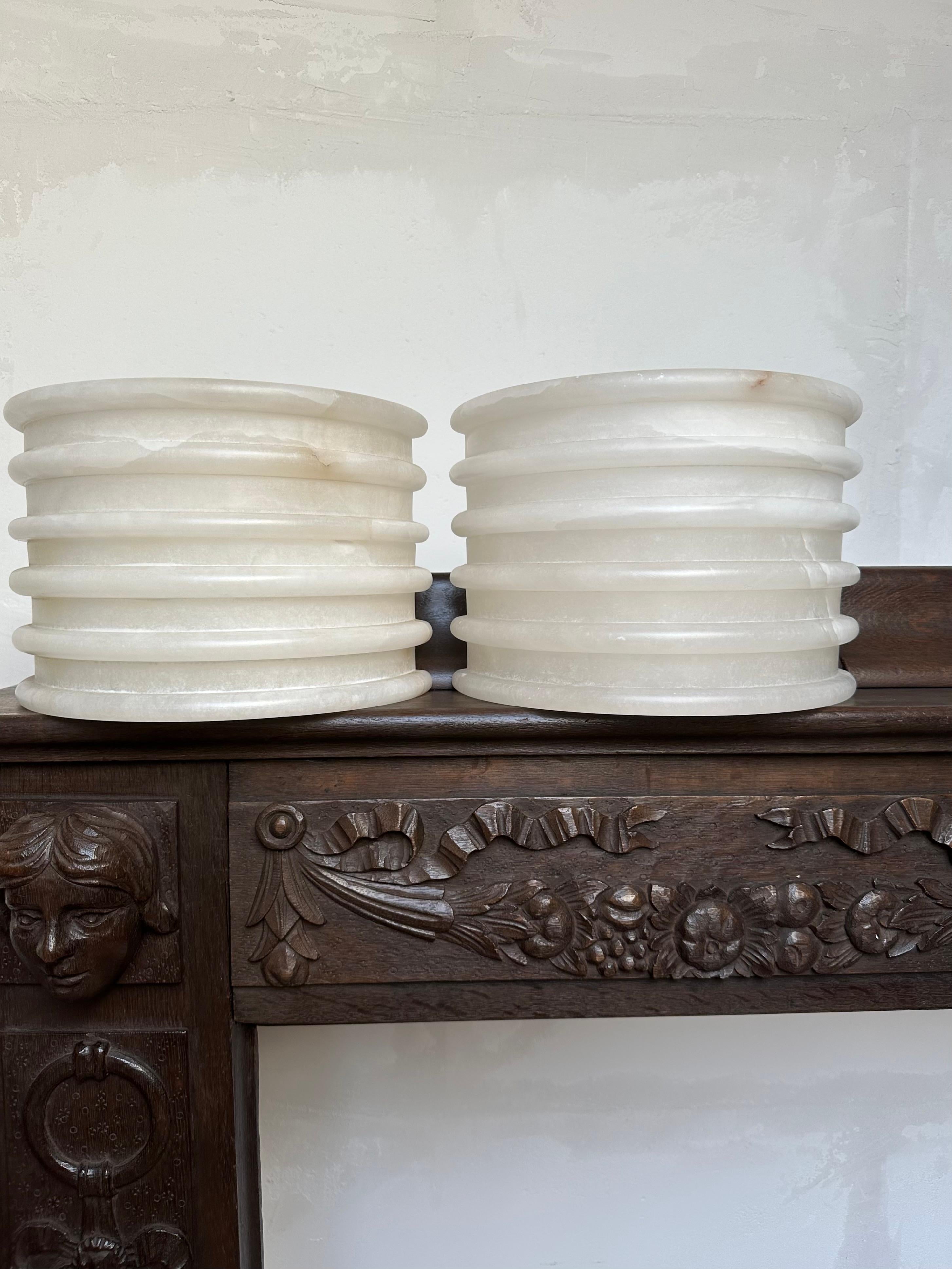 Italian Great Pair and Shape Art Deco Style Alabaster Wall Sconces / Light Fixtures For Sale