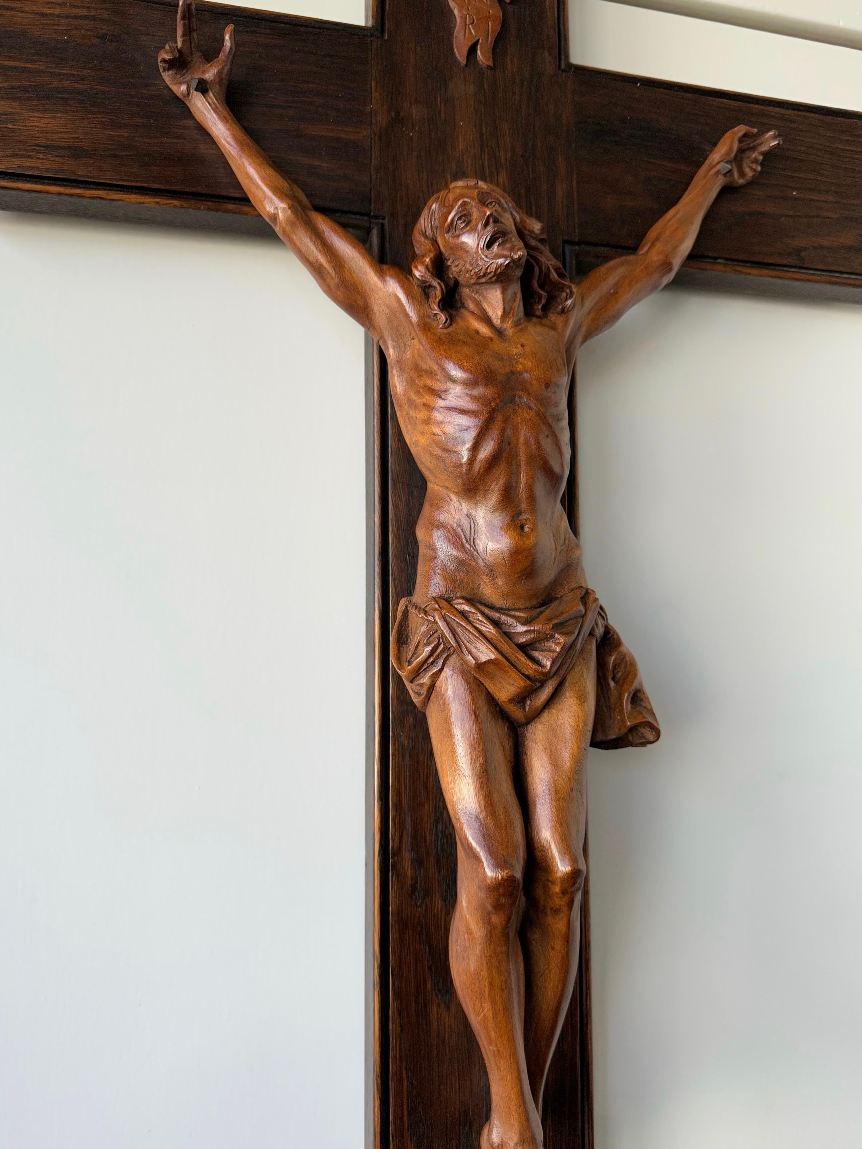 Gothic Great Quality Carved & Superb Condition Wooden Corpus Christi on Crucifix, 1800s For Sale