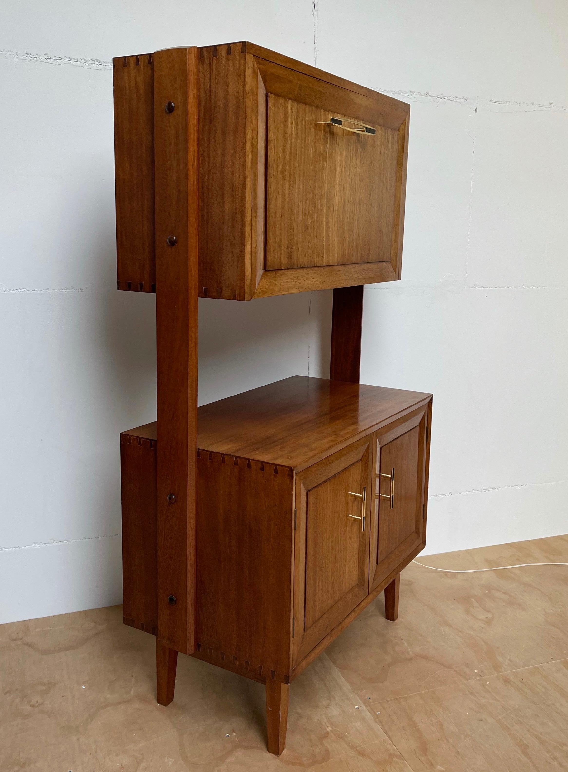 Hand-Crafted Great Quality Midcentury Modern Solid Teak Wood Drinks Cabinet or Dry Bar, 1960s For Sale