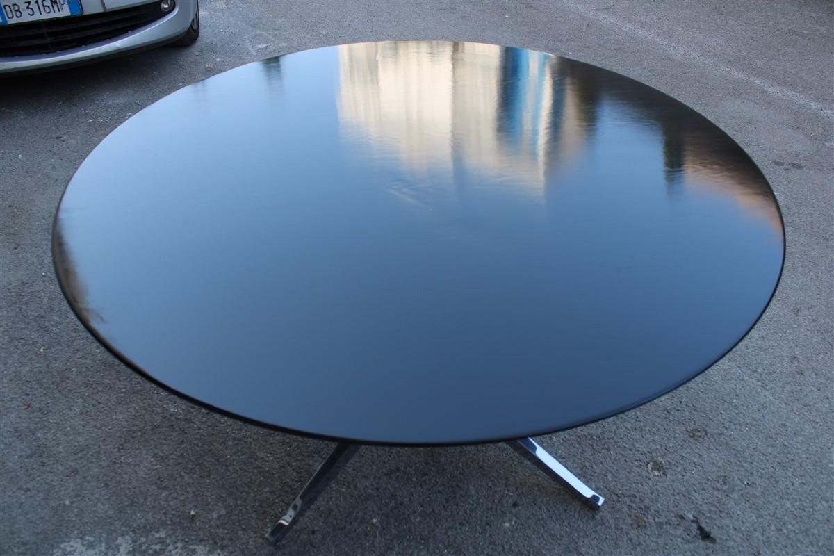 Mid-20th Century Great Round Florence Knoll 1960 Dining Table Black Silver Chestnut Steel