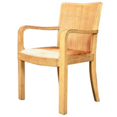 Fauteuil à grande échelle en chêne cérusé et cuir