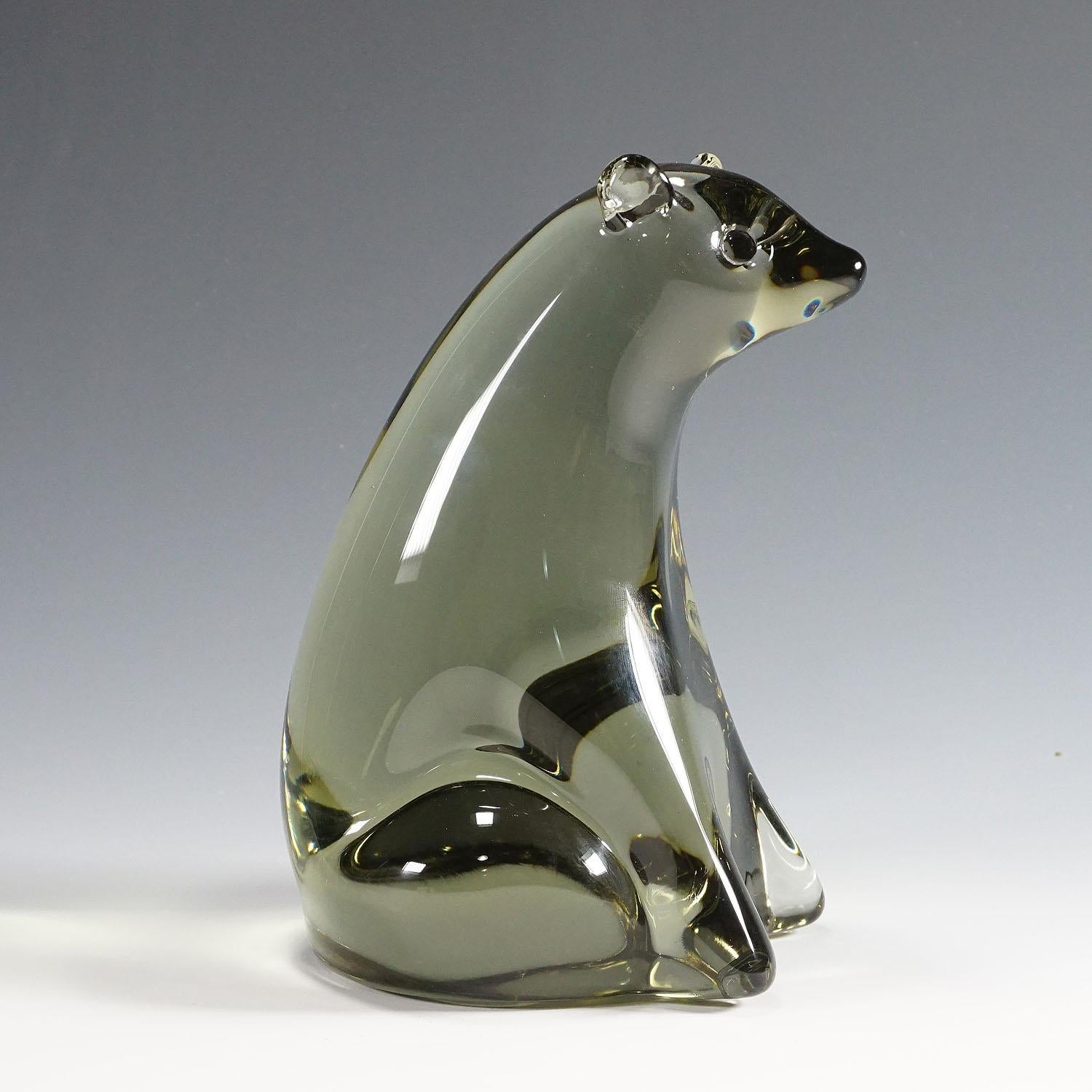 Mid-Century Modern Great Sculpture of a Bear Designed by Livio Seguso, ca. 1970ties For Sale
