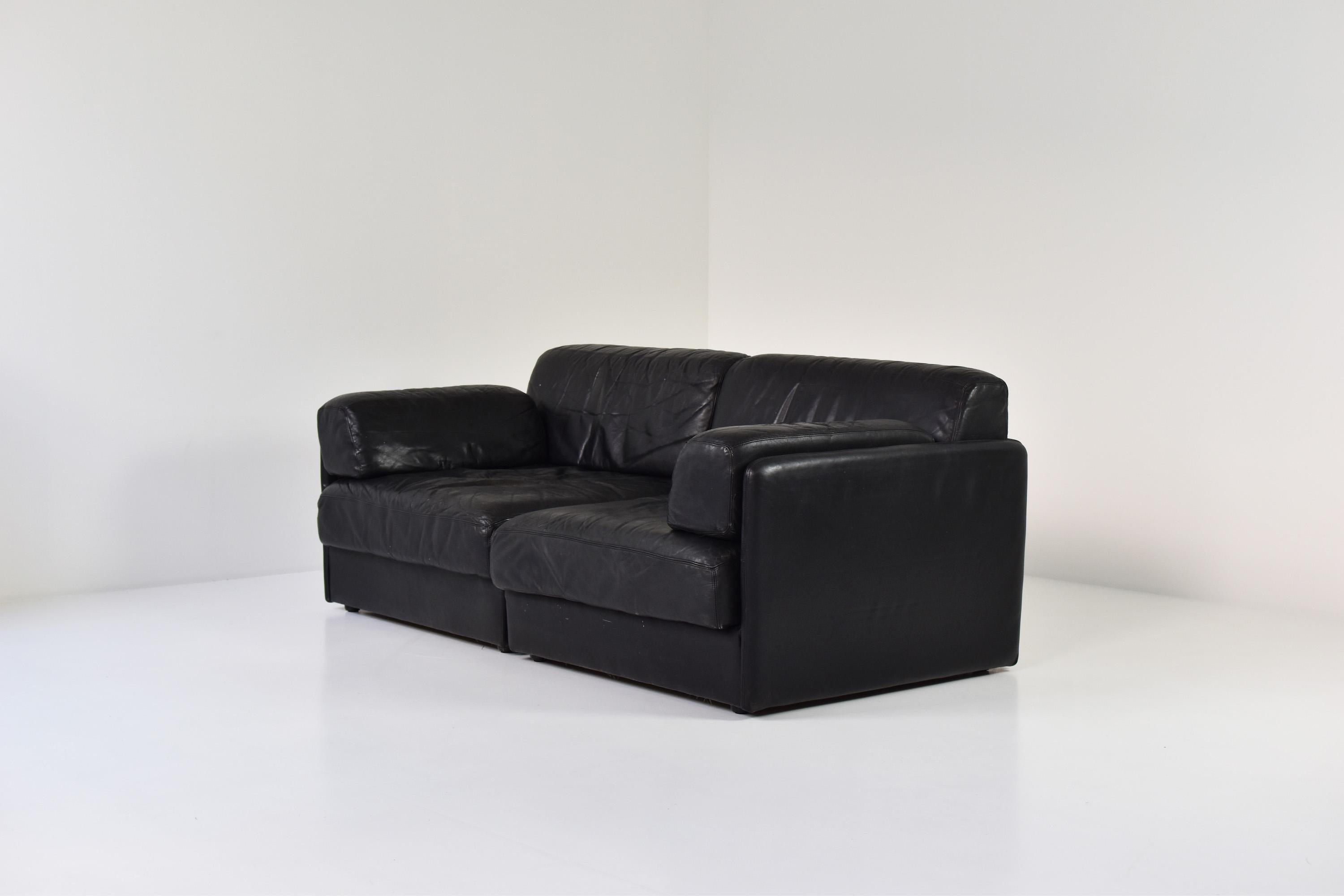 Great Sectional Two-seater Sofa, 1970s In Good Condition In Antwerp, BE