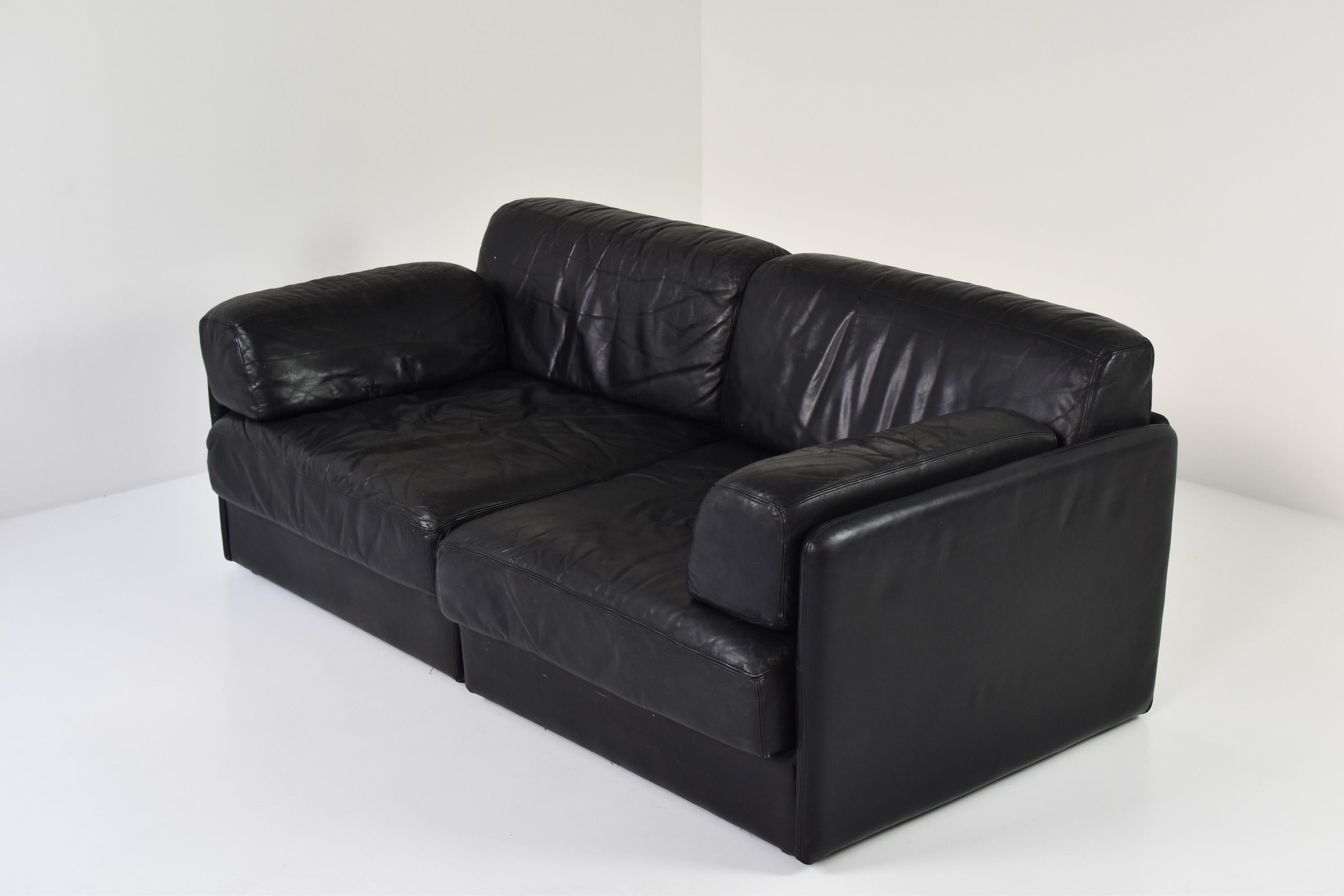 Late 20th Century Great Sectional Two-seater Sofa, 1970s