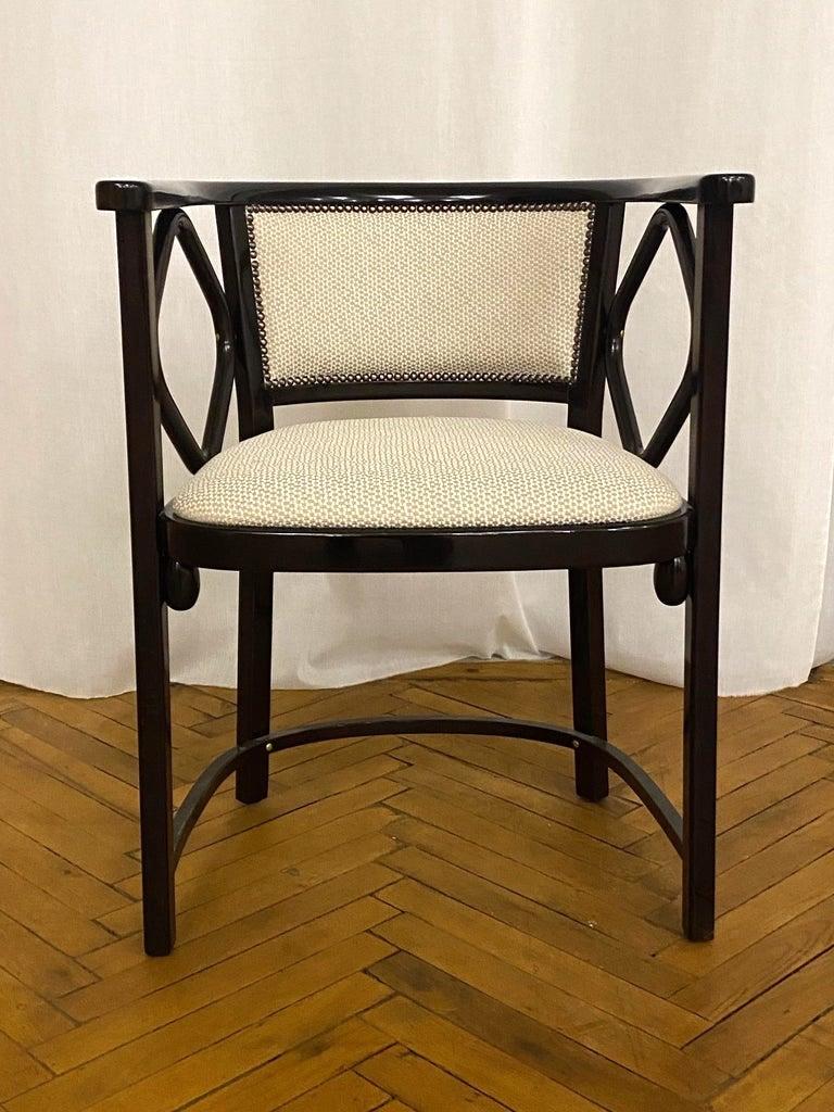 Great Set of 12 Armchairs by Thonet, Austria Josef Hoffmann Design For Sale 3