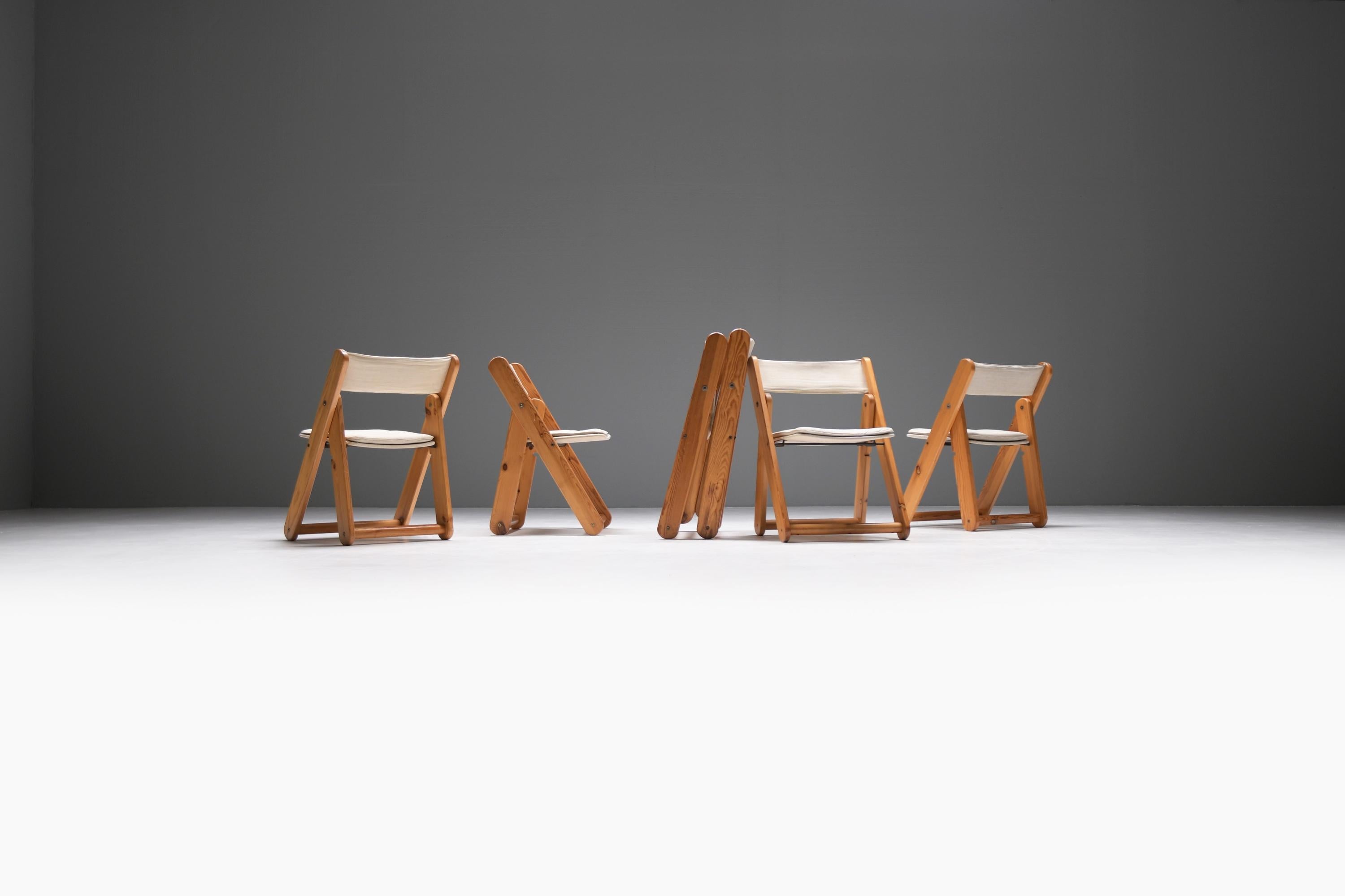 Très bel ensemble de 6 chaises pliantes Kon-Tiki vintage.  Fabriqué en pin massif et en toile. 
Conçu par Gillis Lundgren pour Ikea, années 1970.

Condit : 
Très bon état d'origine avec des signes normaux d'utilisation pour leur âge.


Dimensions