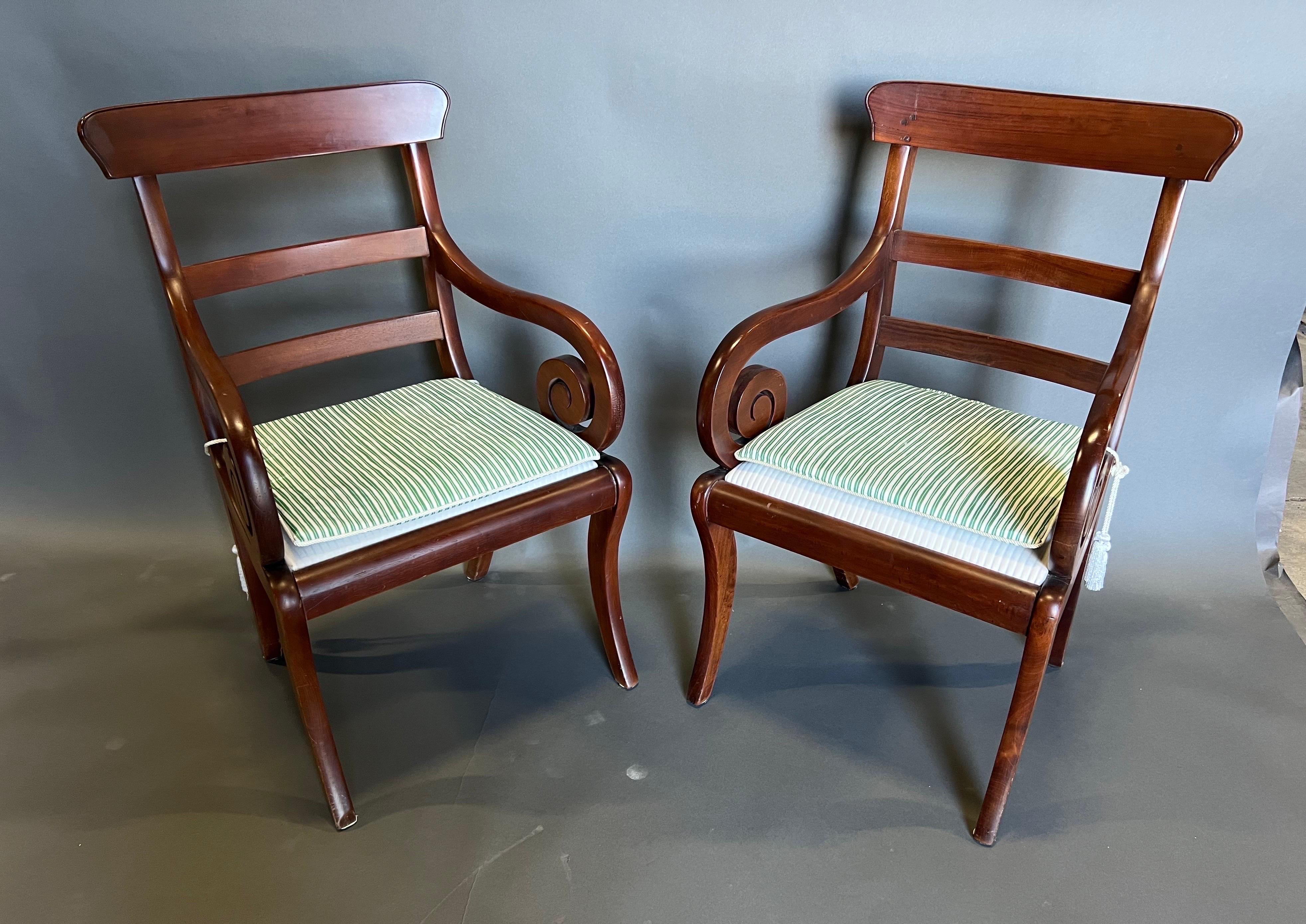 Great set of 8 19th century English Saber Leg Mahogany Armchairs In Good Condition For Sale In Charleston, SC
