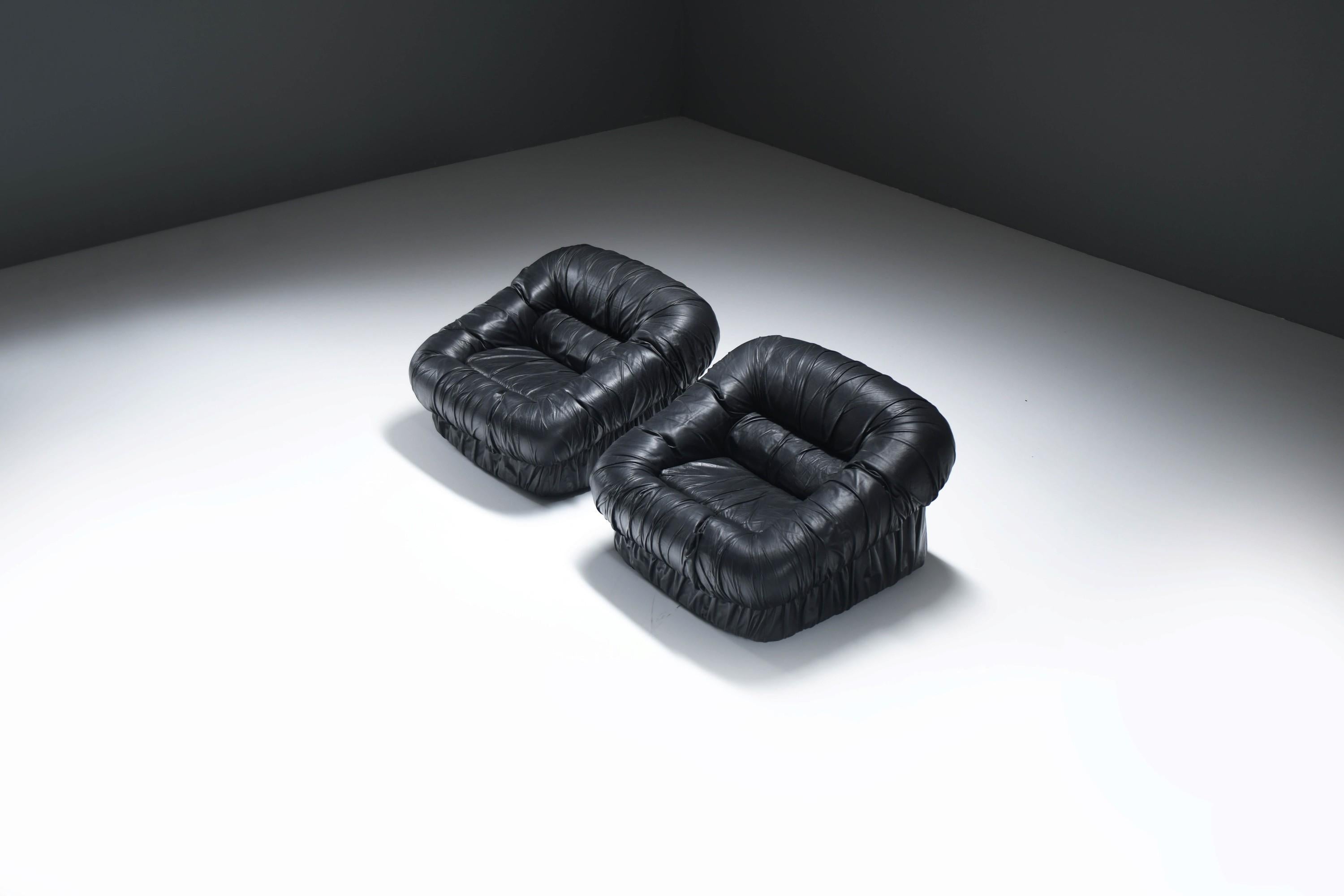 20th Century Great set of black leather Lounge chairs by De Pas D’Urbino Lomazzi - Dall’Oca For Sale