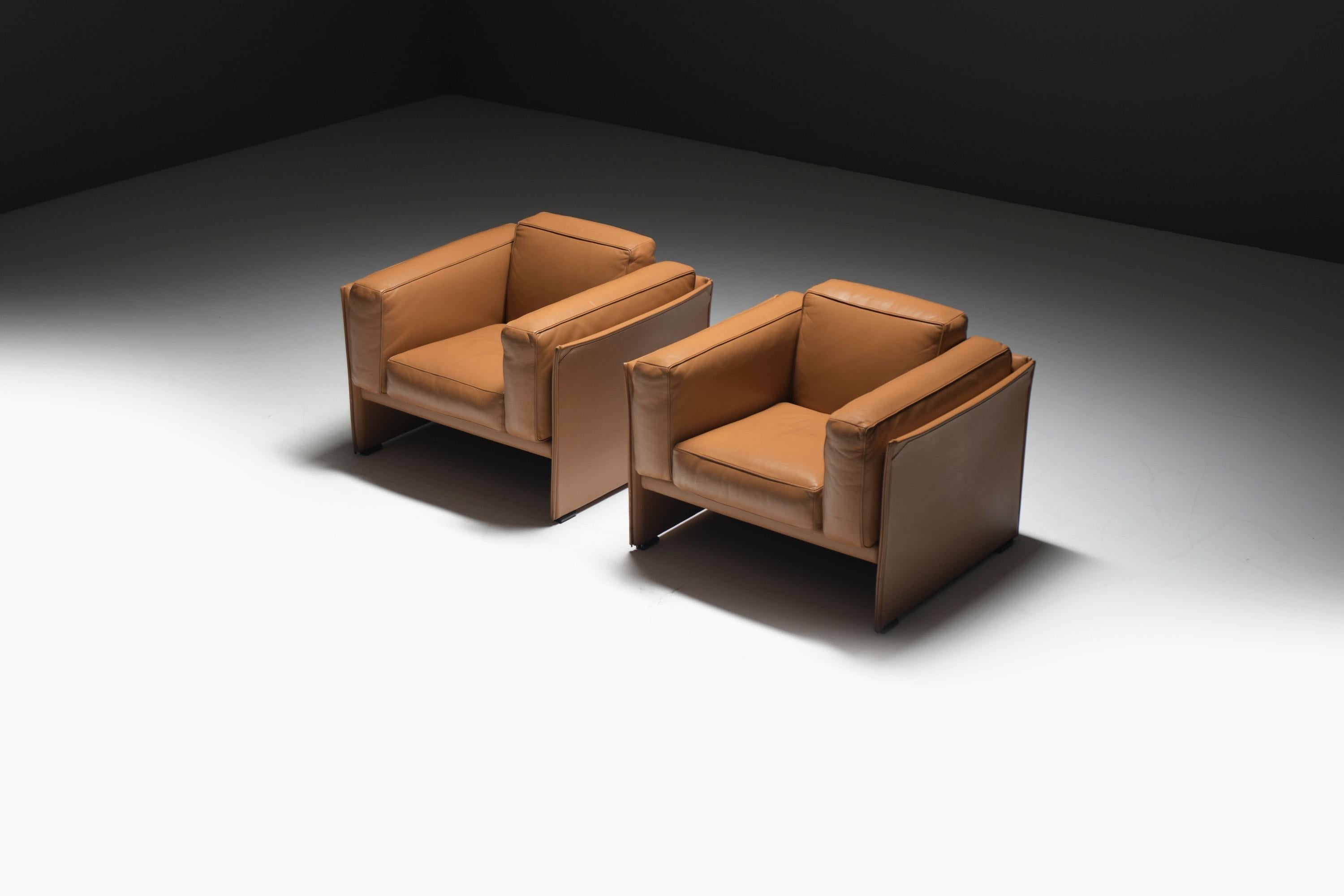italien Superbe ensemble de fauteuils DUC 405 en cuir de Mario Bellini pour CASSINA Italie en vente