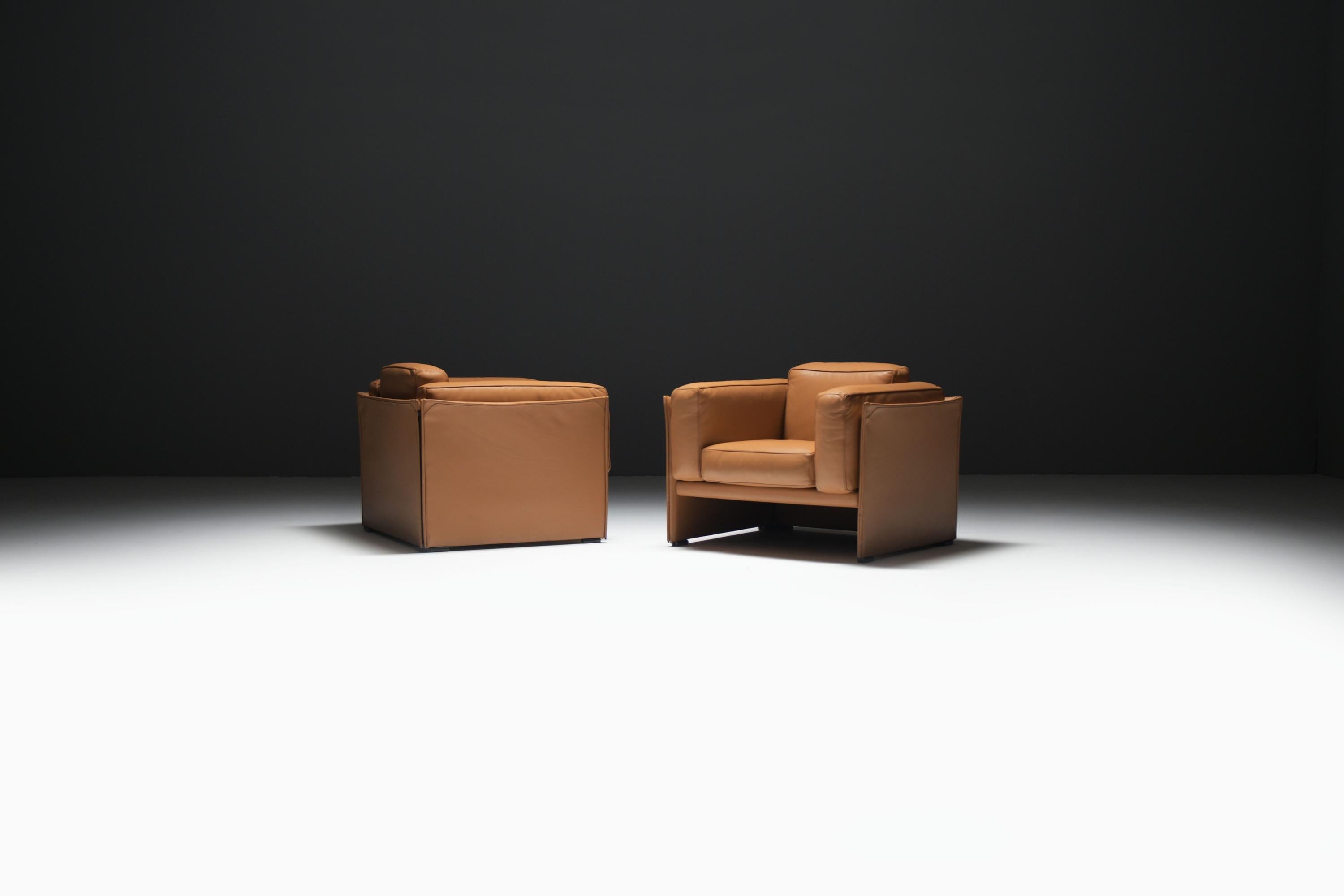 20ième siècle Superbe ensemble de fauteuils DUC 405 en cuir de Mario Bellini pour CASSINA Italie en vente