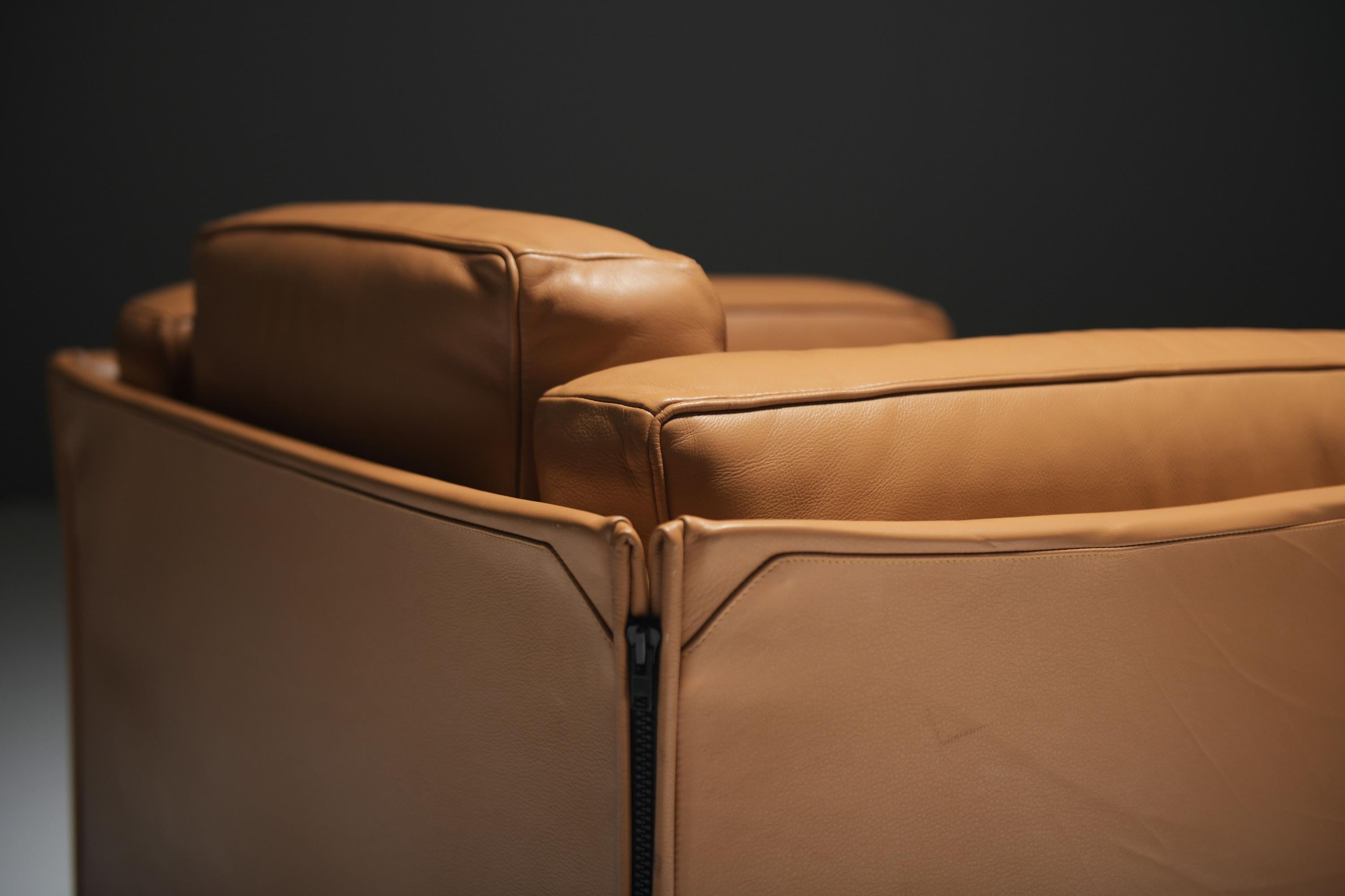 Superbe ensemble de fauteuils DUC 405 en cuir de Mario Bellini pour CASSINA Italie en vente 1