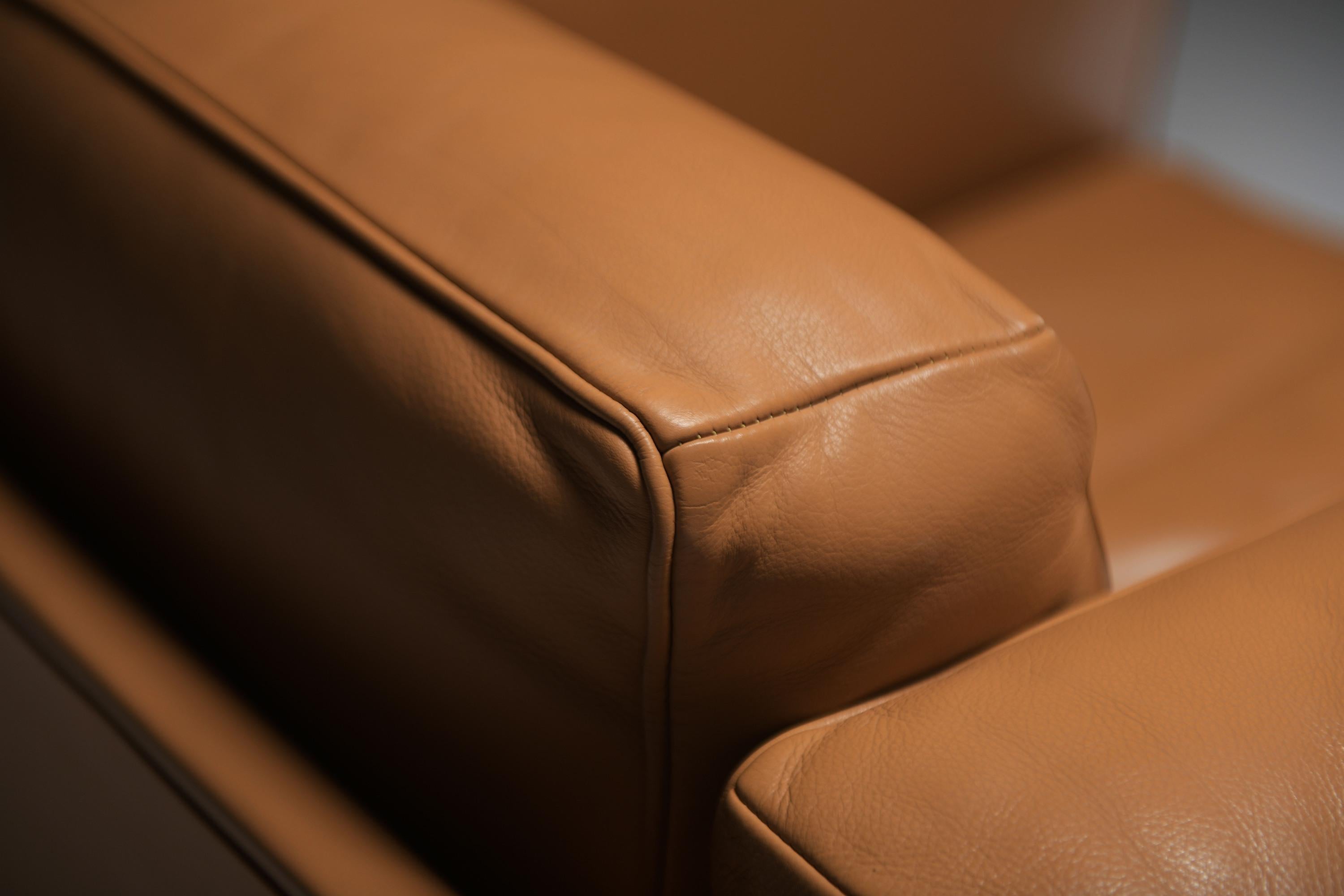 Superbe ensemble de fauteuils DUC 405 en cuir de Mario Bellini pour CASSINA Italie en vente 2