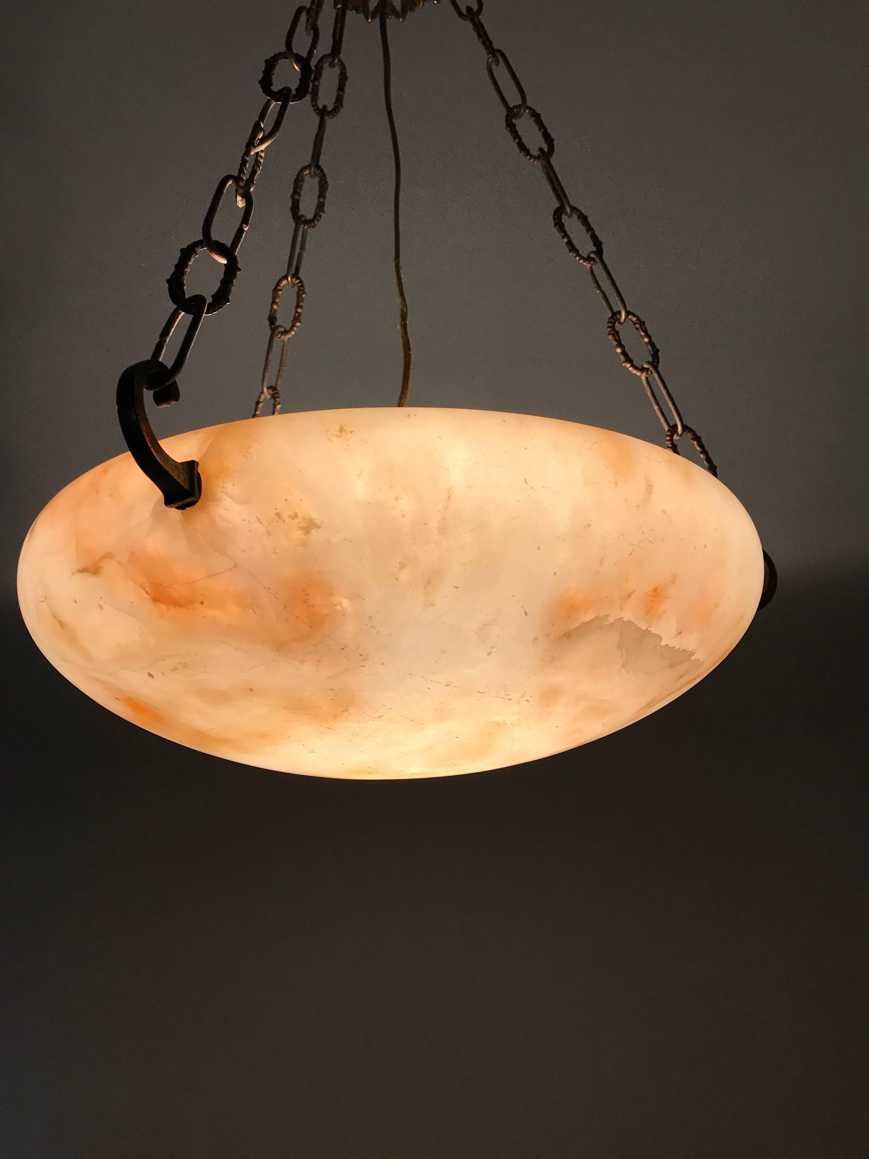 Great Shape Art Deco Alabaster Pendant or Ceiling Lamp Warm and Colorful  In Excellent Condition In Lisse, NL