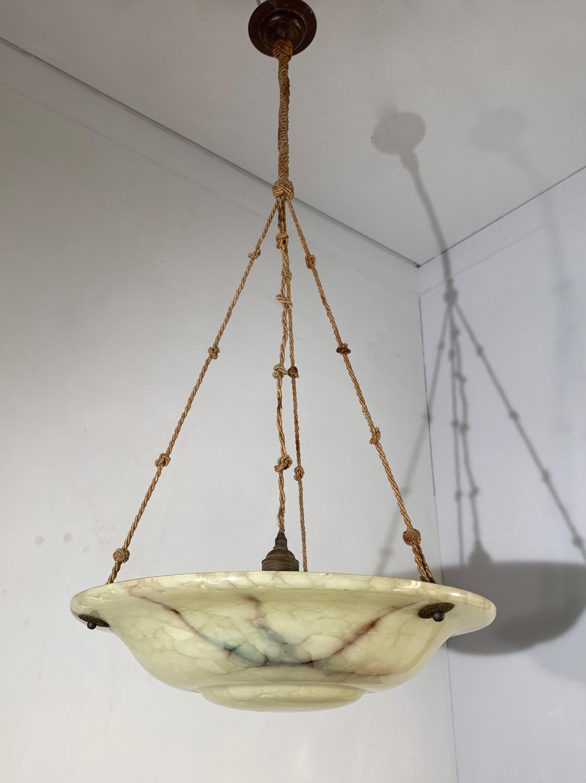 Forma, dimensioni e colore fantastici, lampada a sospensione in vetro Art Deco del 1920 in vendita 6