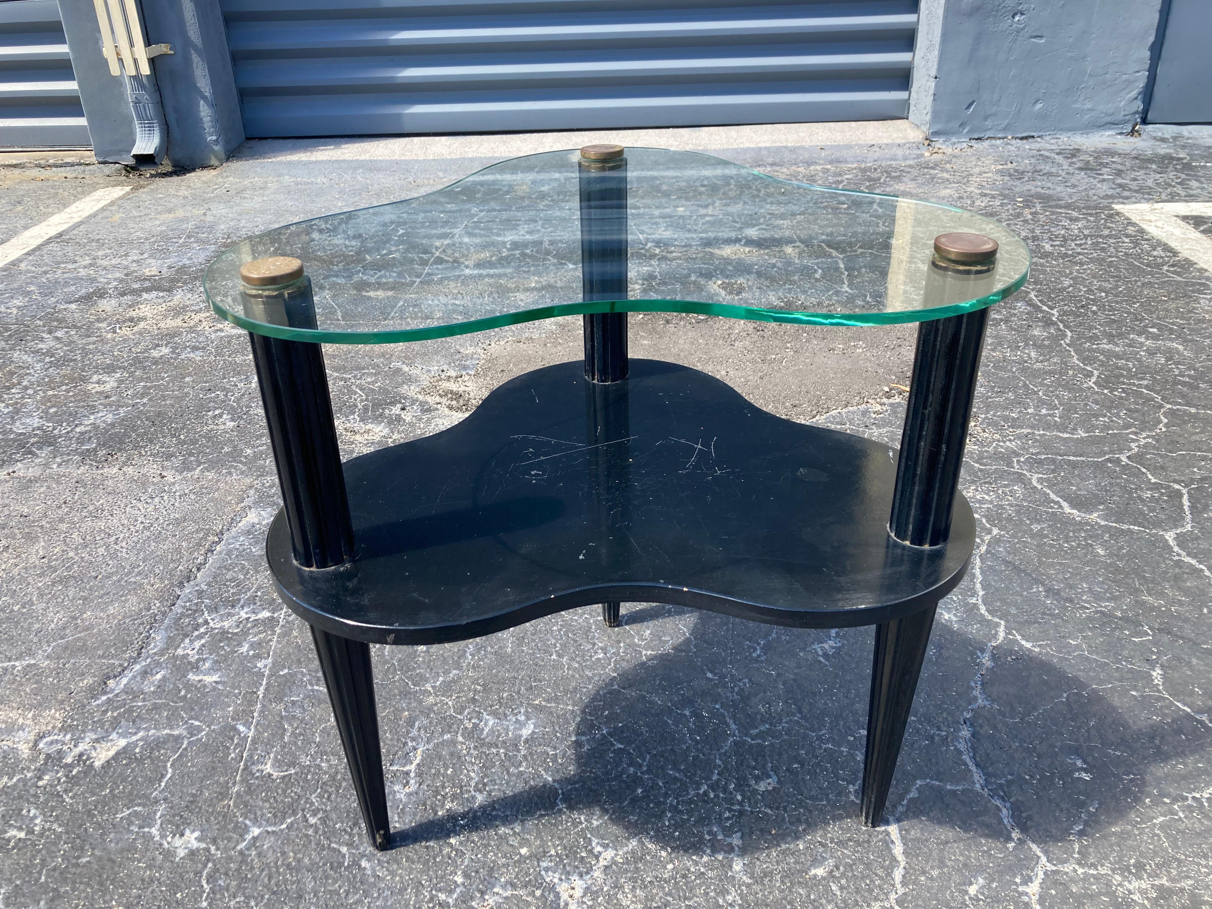 Great Side Table in the style of Gilbert Rhode, Glass, Black, Art Deco en vente 9