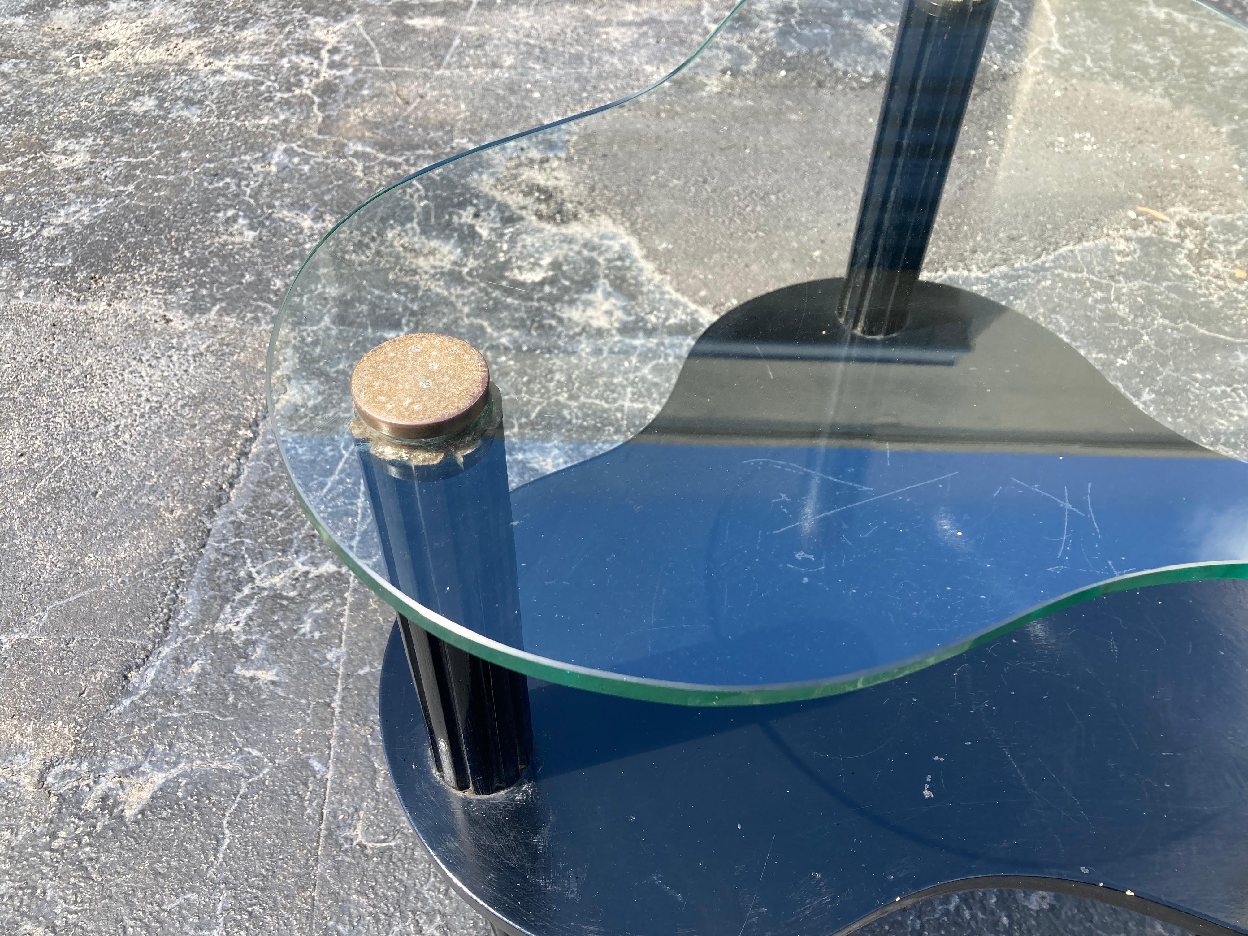 Milieu du XXe siècle Great Side Table in the style of Gilbert Rhode, Glass, Black, Art Deco en vente