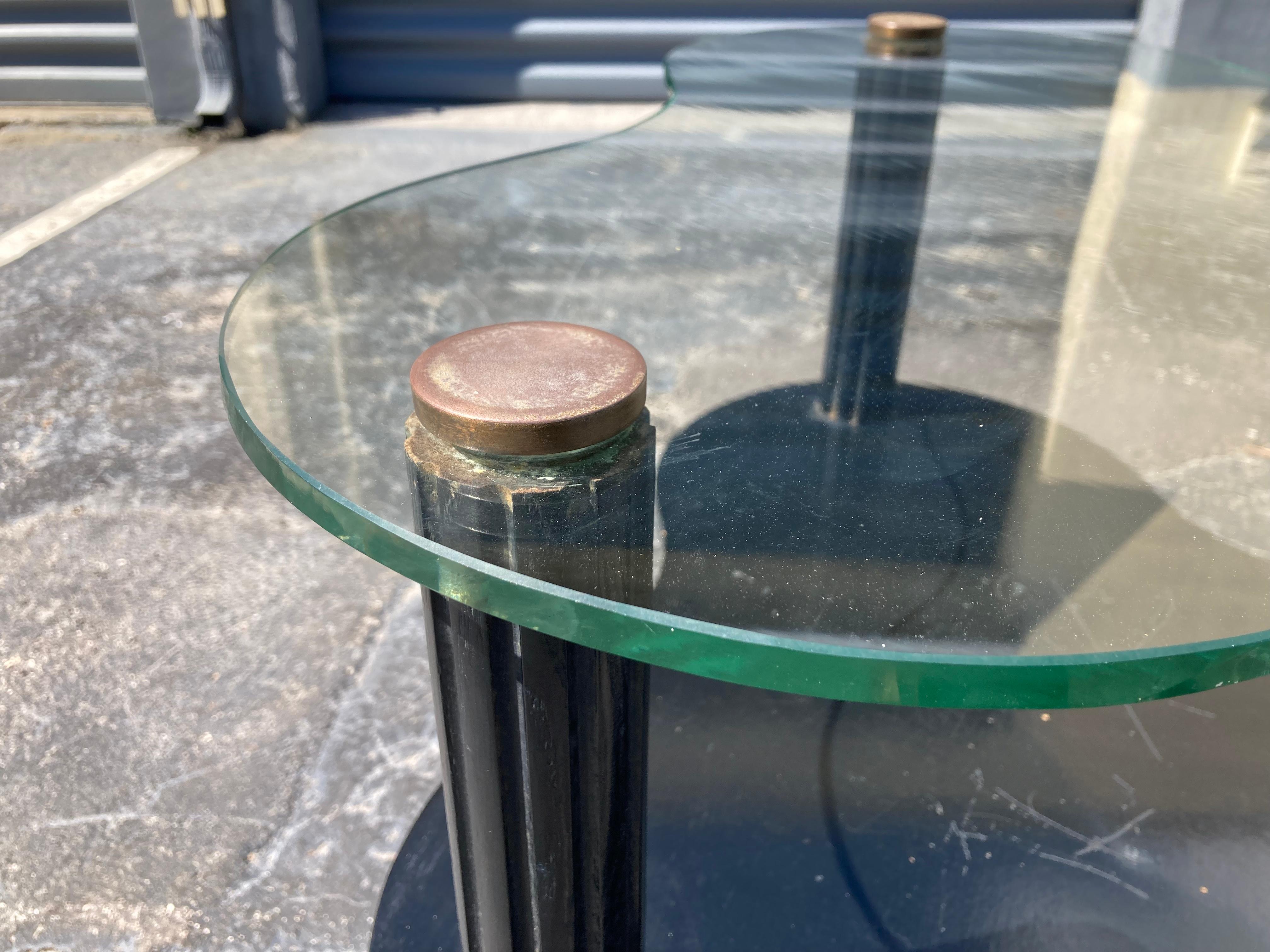 Great Side Table in the style of Gilbert Rhode, Glass, Black, Art Deco en vente 1