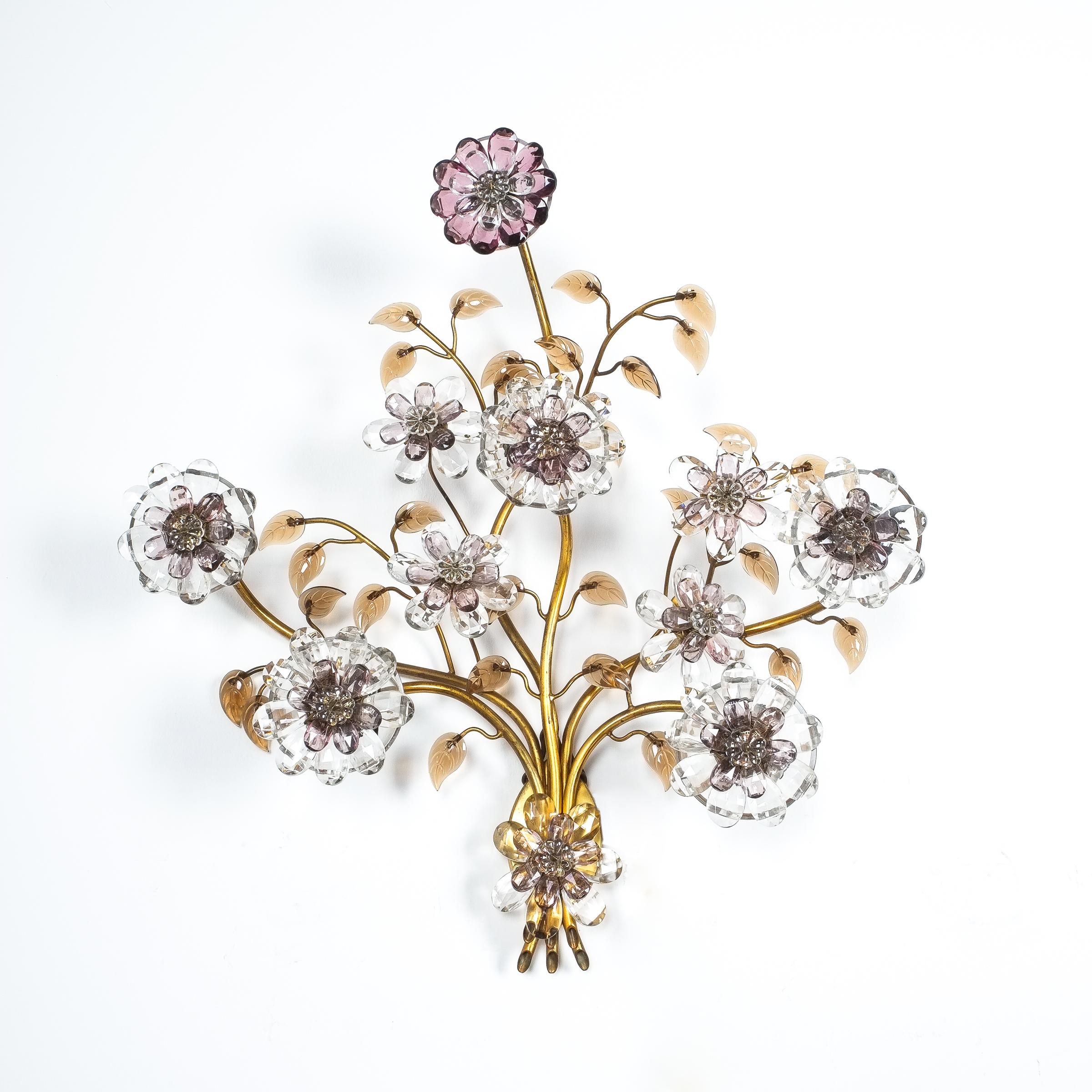 Gran candelabro simple Lobmeyr o araña de pared, Austria, 1950

Las dimensiones son 20,5