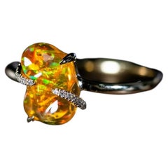 Great Solid 14K Gold Fire Opal Cocktail Ring with Diamonds