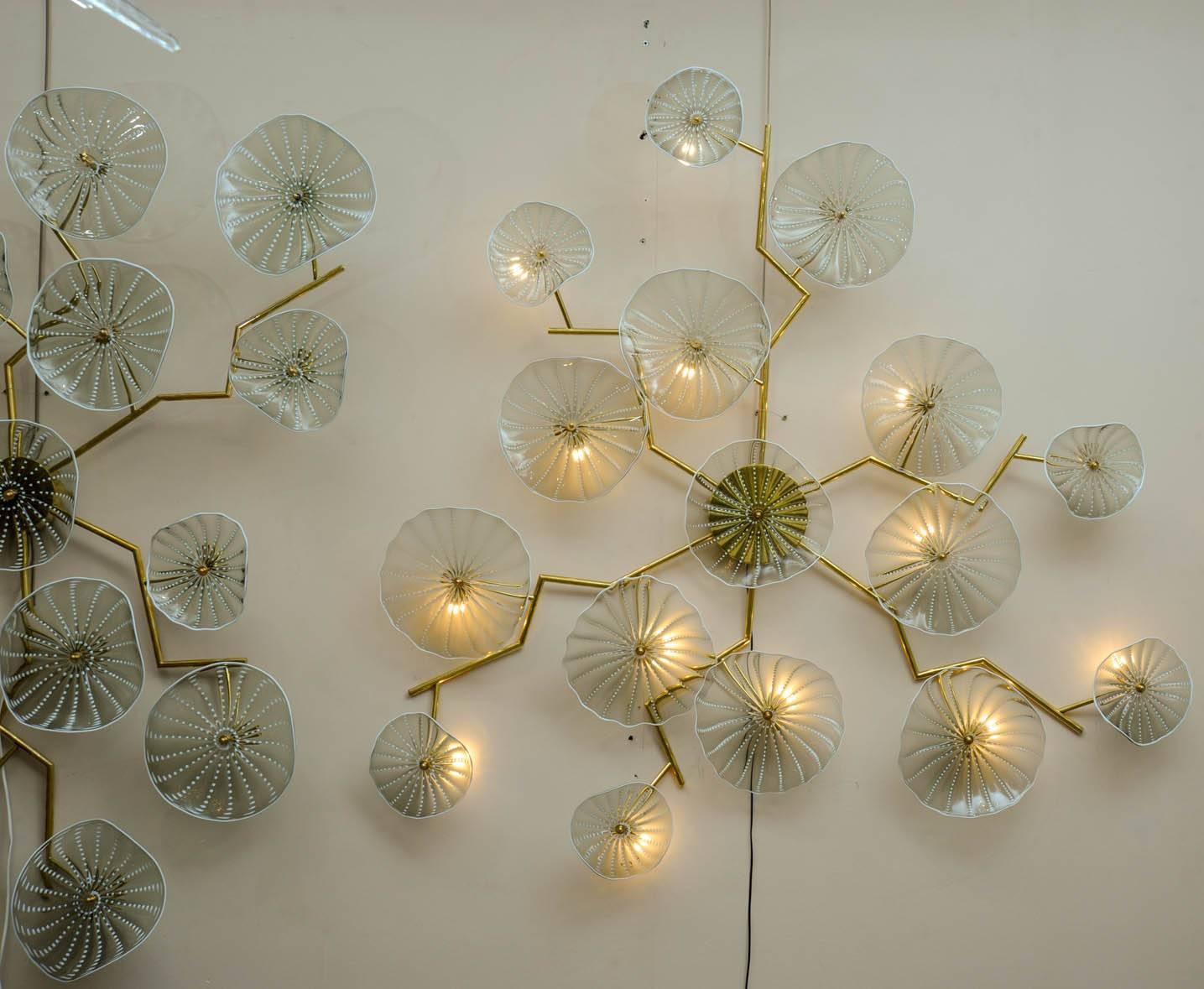 Great wall lamp in brass, 15 lights in shape of flowers in Venetian glass. A pair is available.