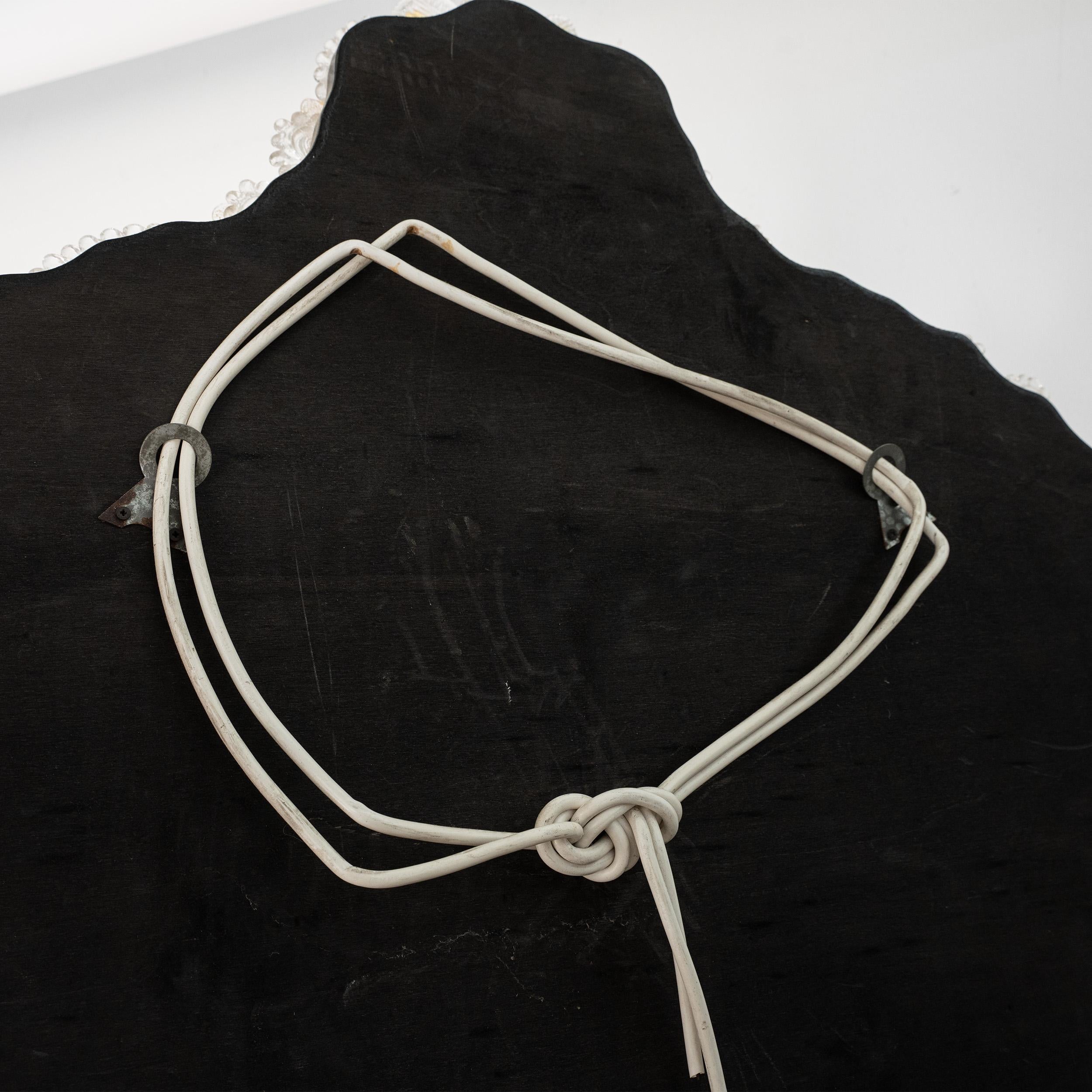 Miroir vénitien Great Wall en verre de Murano, transparent et détails de fleurs dorées en vente 5