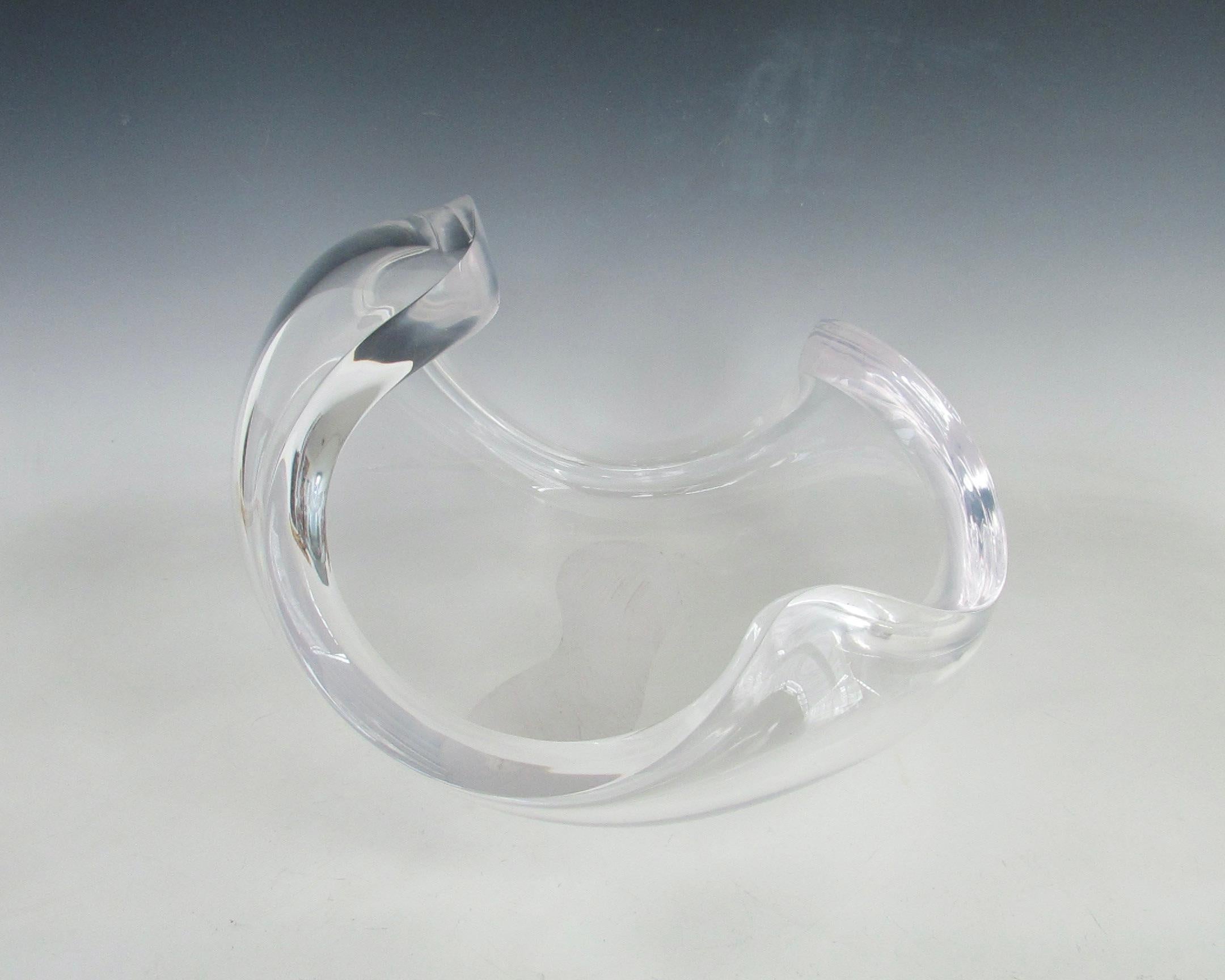 Große Welle Astrolite Lucite Statement-Schale von Ritts (Acryl) im Angebot