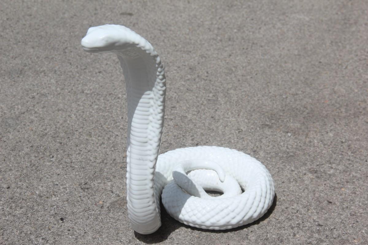 Great white ceramic cobra Tommaso Barbi Italian design 1970s snake.