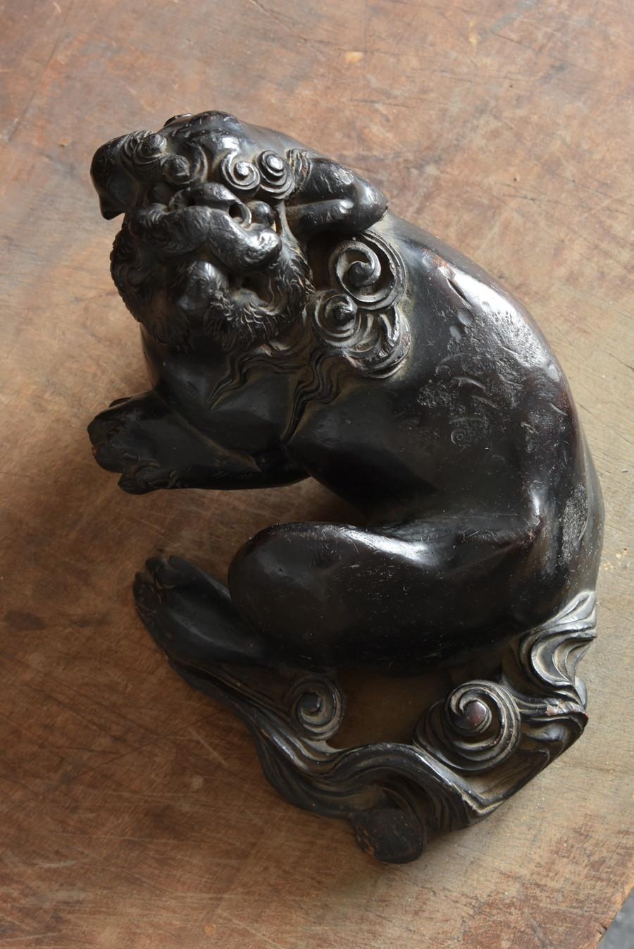 Great Wood Carving Lion Figurine / 1868-1920 / Rare Item For Sale 1