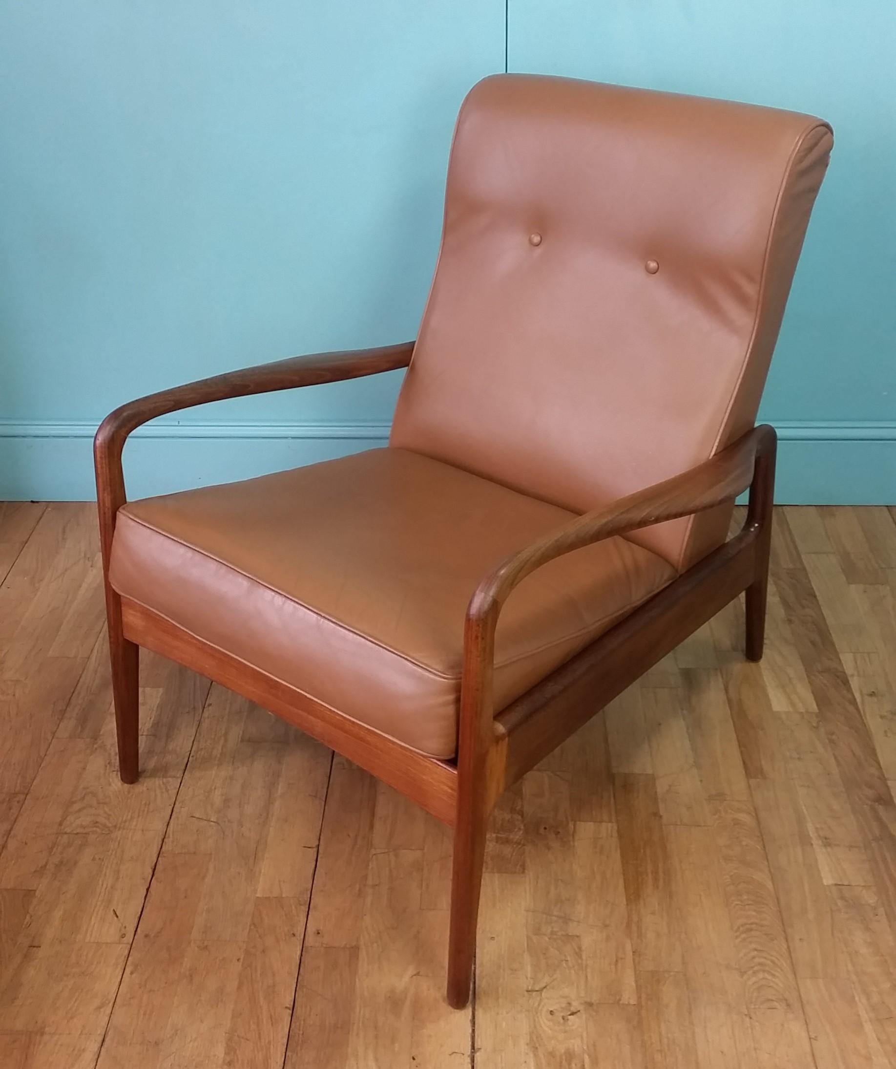 British Greaves & Thomas Mid Century Leather Lounge Chair For Sale