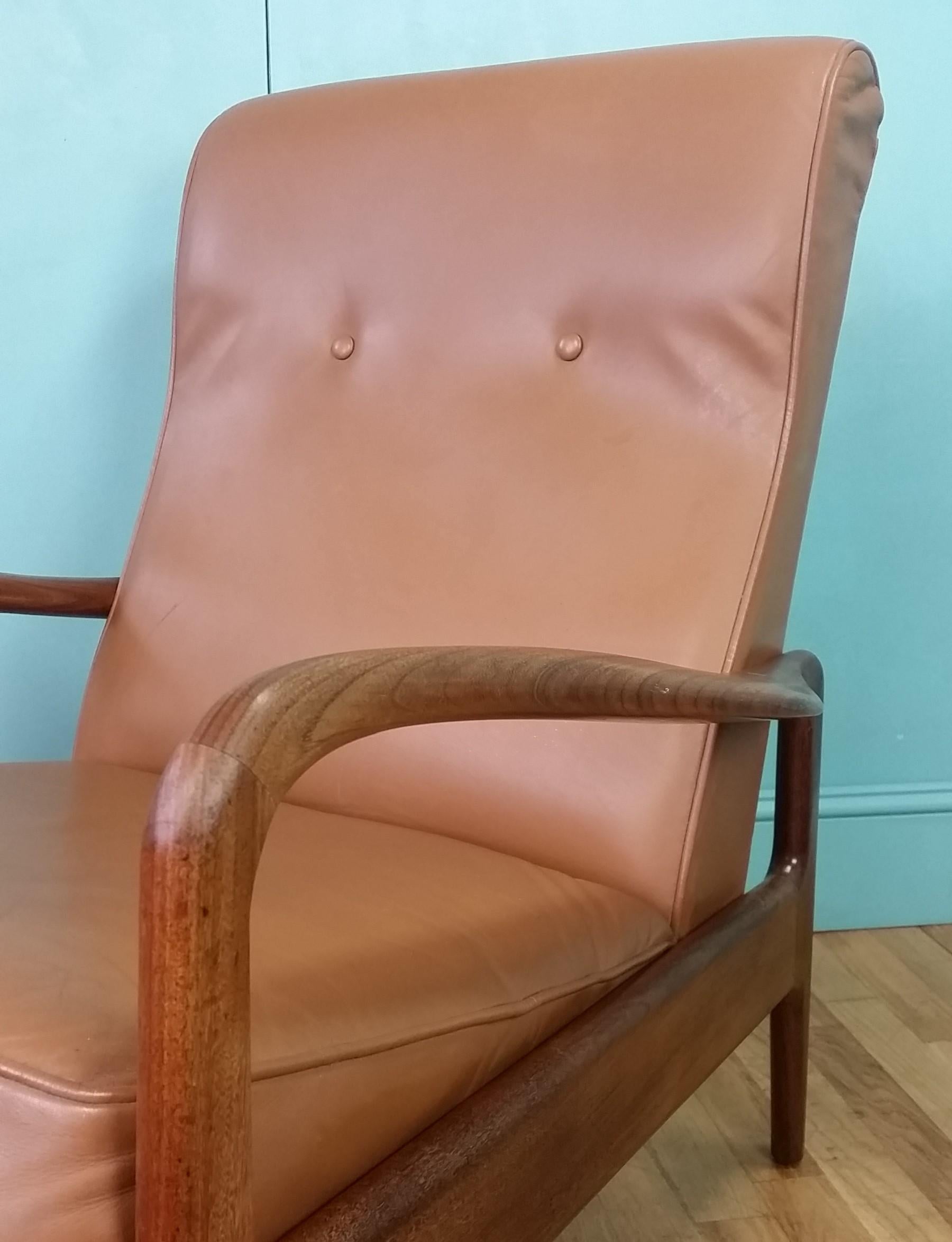 20th Century Greaves & Thomas Mid Century Leather Lounge Chair For Sale