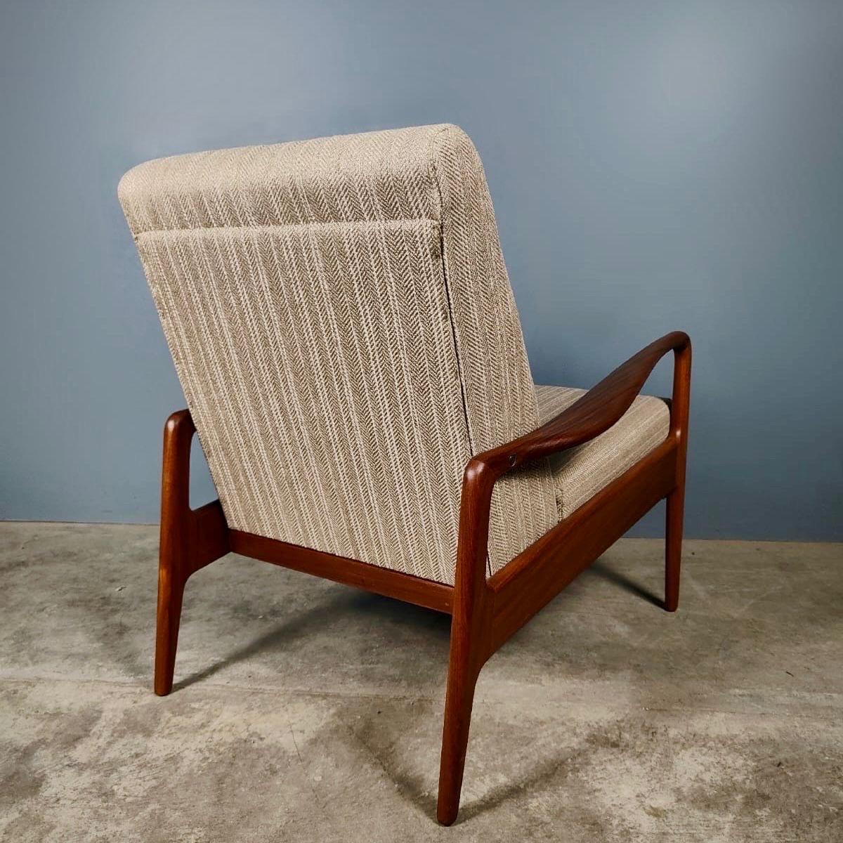 Mid-20th Century Greaves & Thomas Pair Of Lounge Chairs Mid Century Vintage Retro MCM