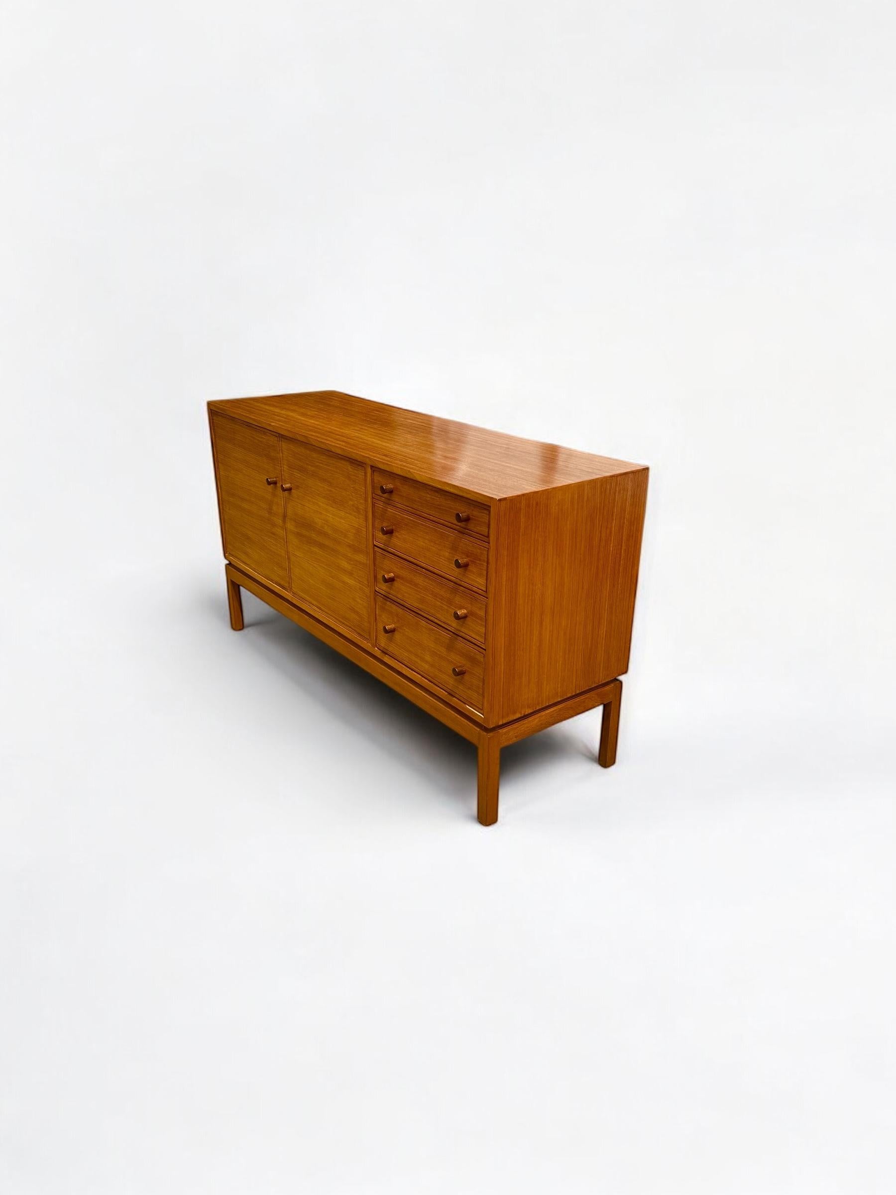 Greaves & Thomas Teak Sideboard U.K c 1960's For Sale 1
