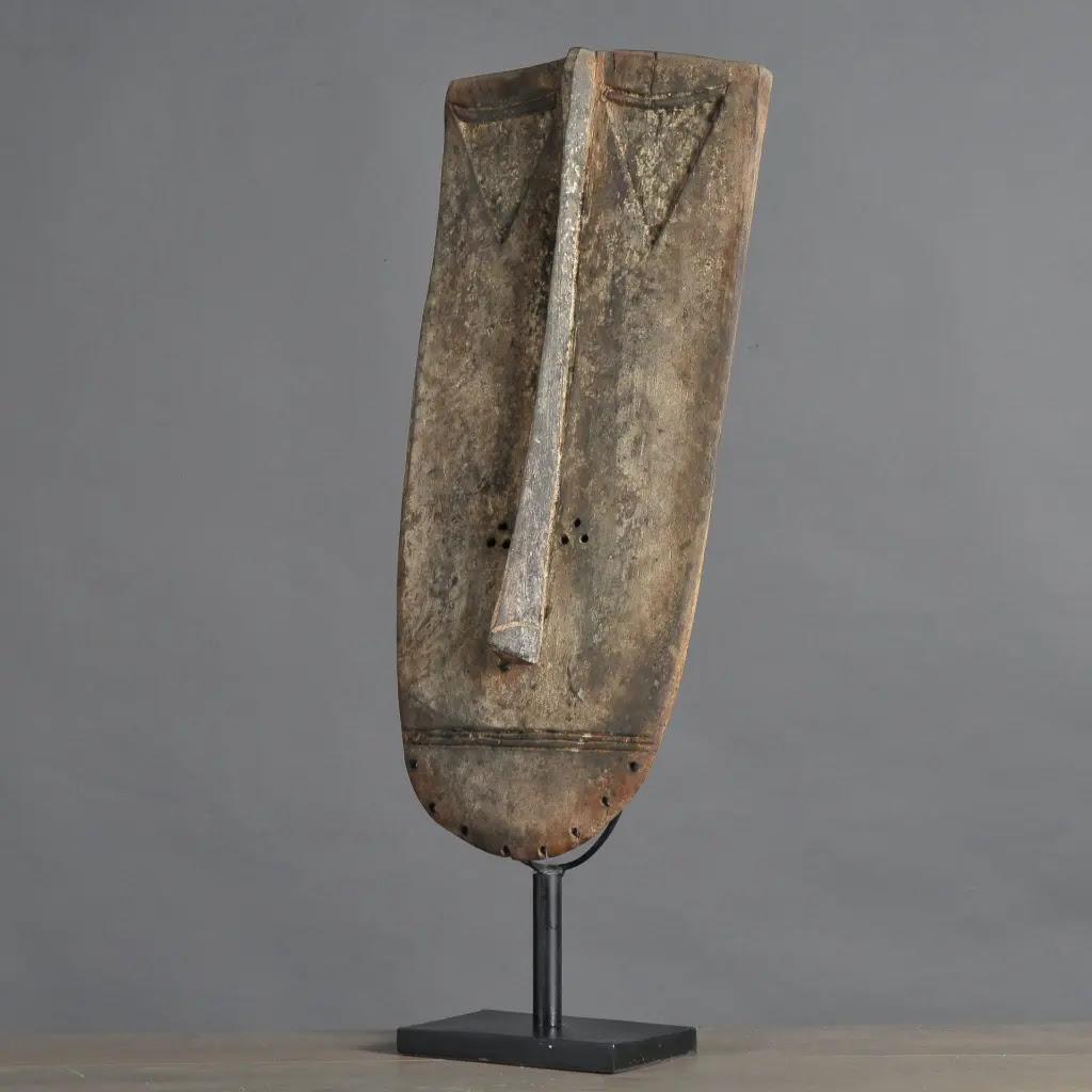 Ivorian Grébo Tribal Mask from Ivory Coast in Patinated Wood, Ethnic Primitive Art Style For Sale