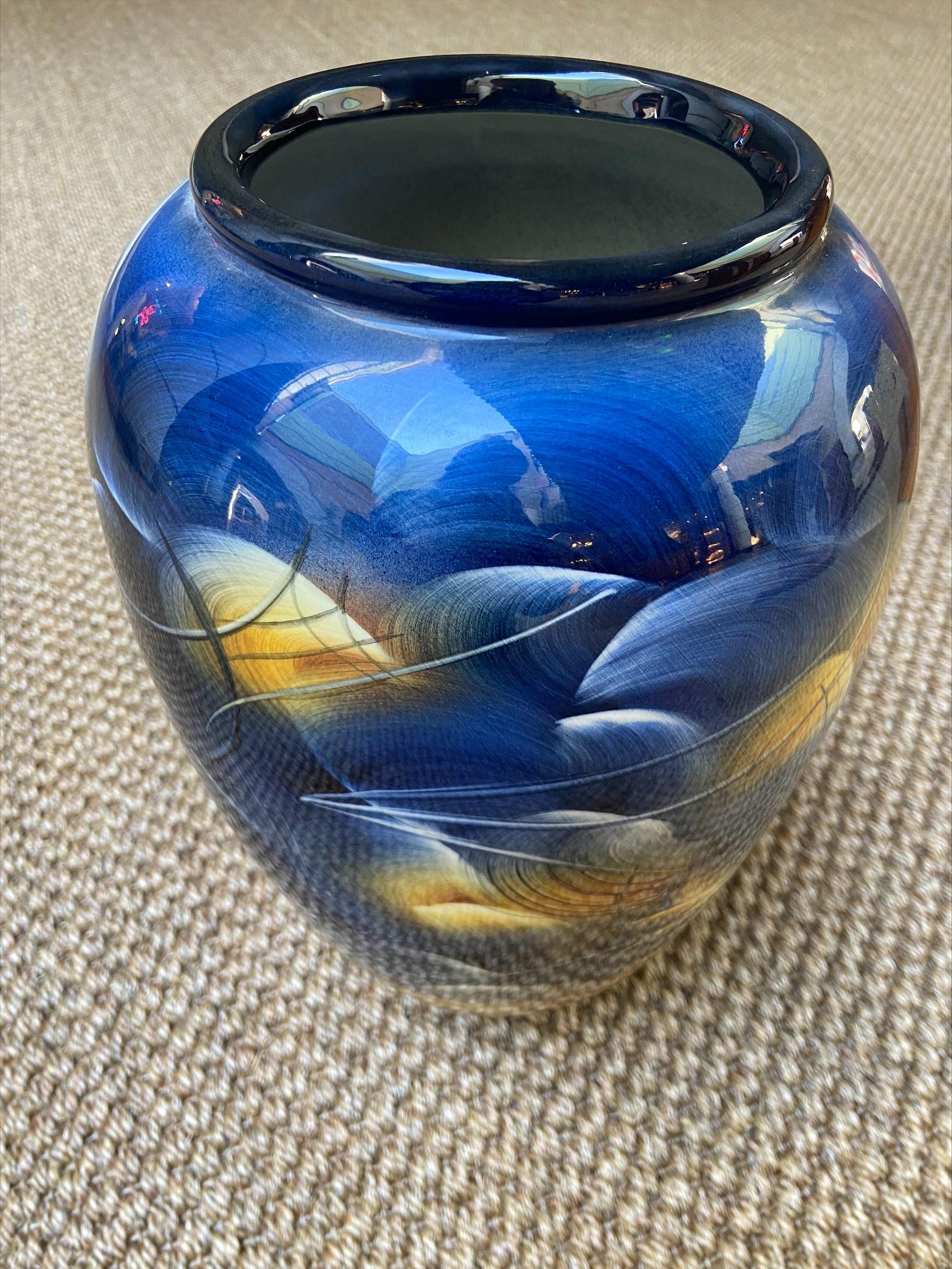 Vase en céramique - Grech - Circa 2000

Céramique laquée
Mesures : H30 x D20
Signé au pied.

   