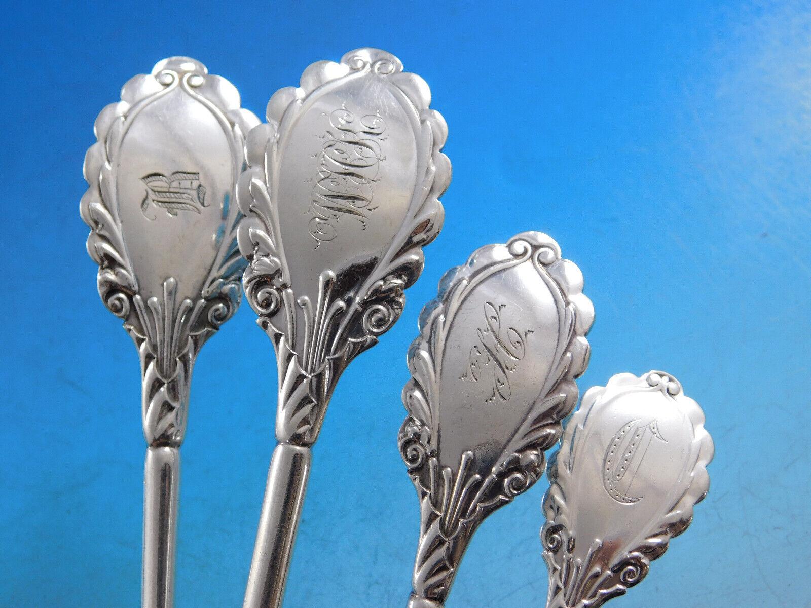 Servizio di posate in argento sterling Grecian by Gorham Raro, circa 1861, 140 pezzi In condizioni ottime in vendita a Big Bend, WI