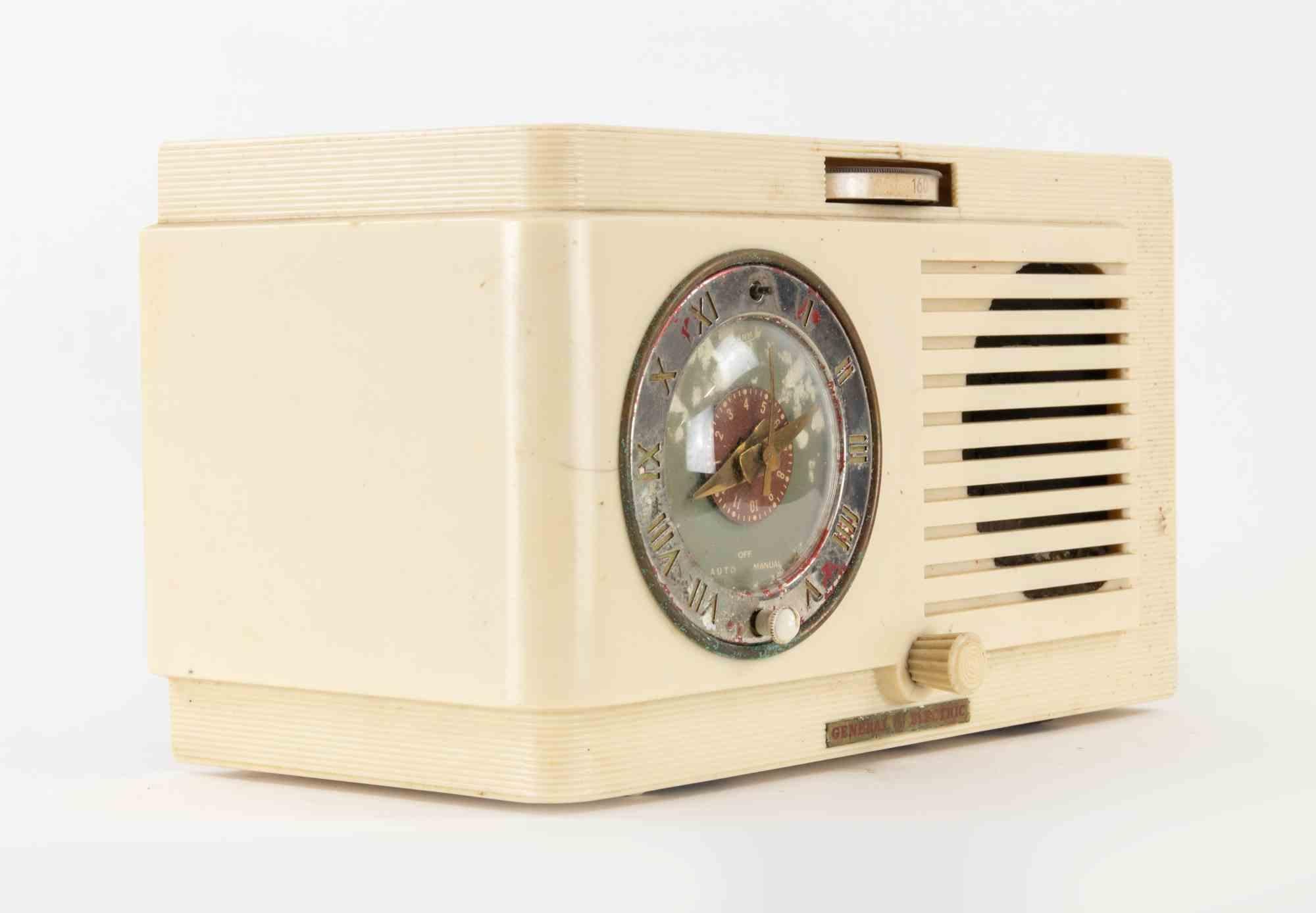Griechisches elfenbeinfarbenes General Electric Radio Modell 62, Italien, 1948 (Italienisch) im Angebot