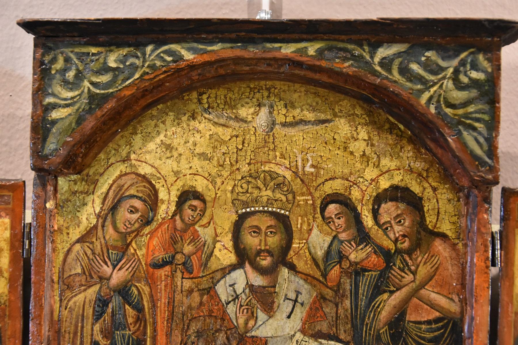 Greek Triptych Icon Deesis Greece 17th Century Paint Tempera on table Religious 4