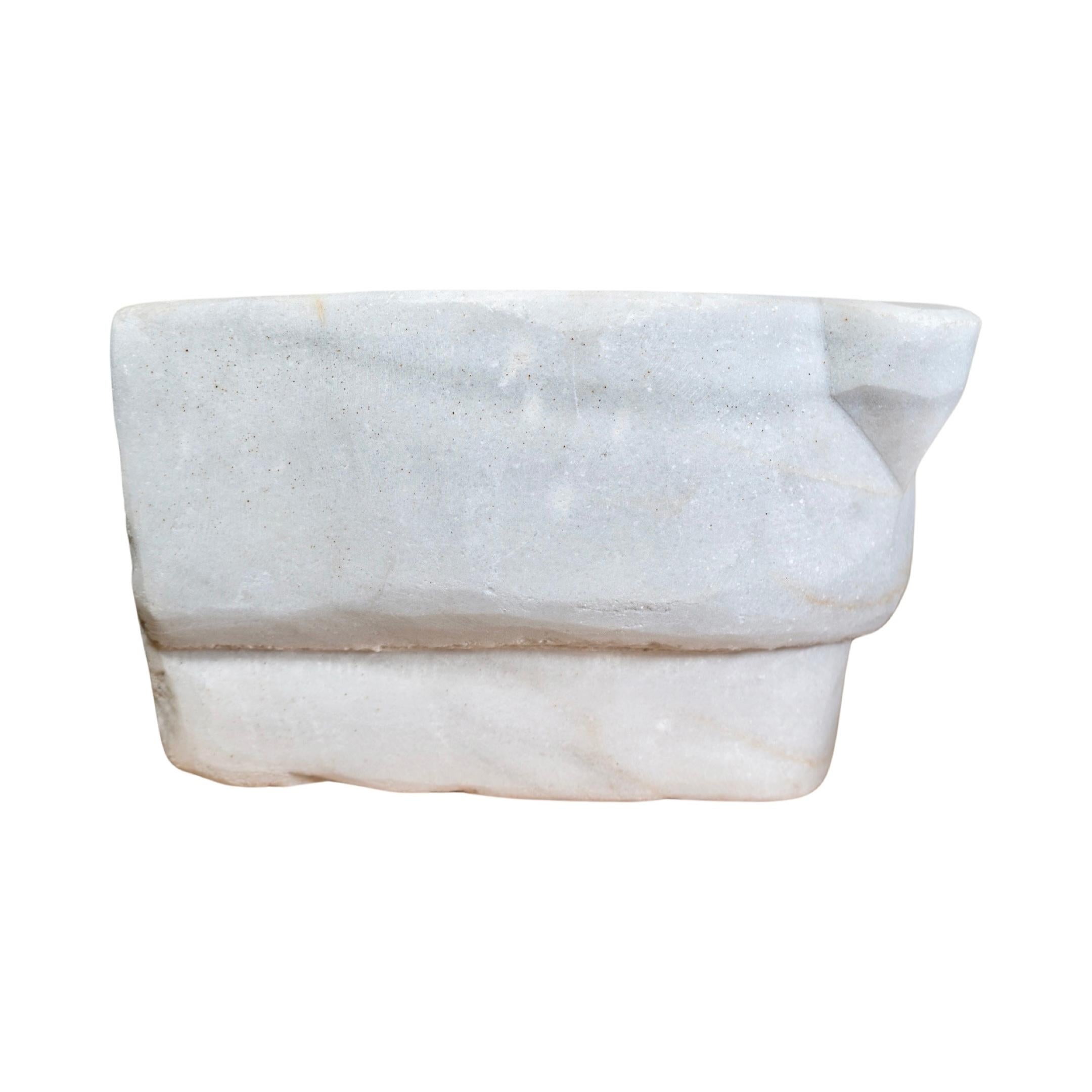 Marbre de Carrare Grèce Évier en marbre de Carrare veiné de blanc en vente