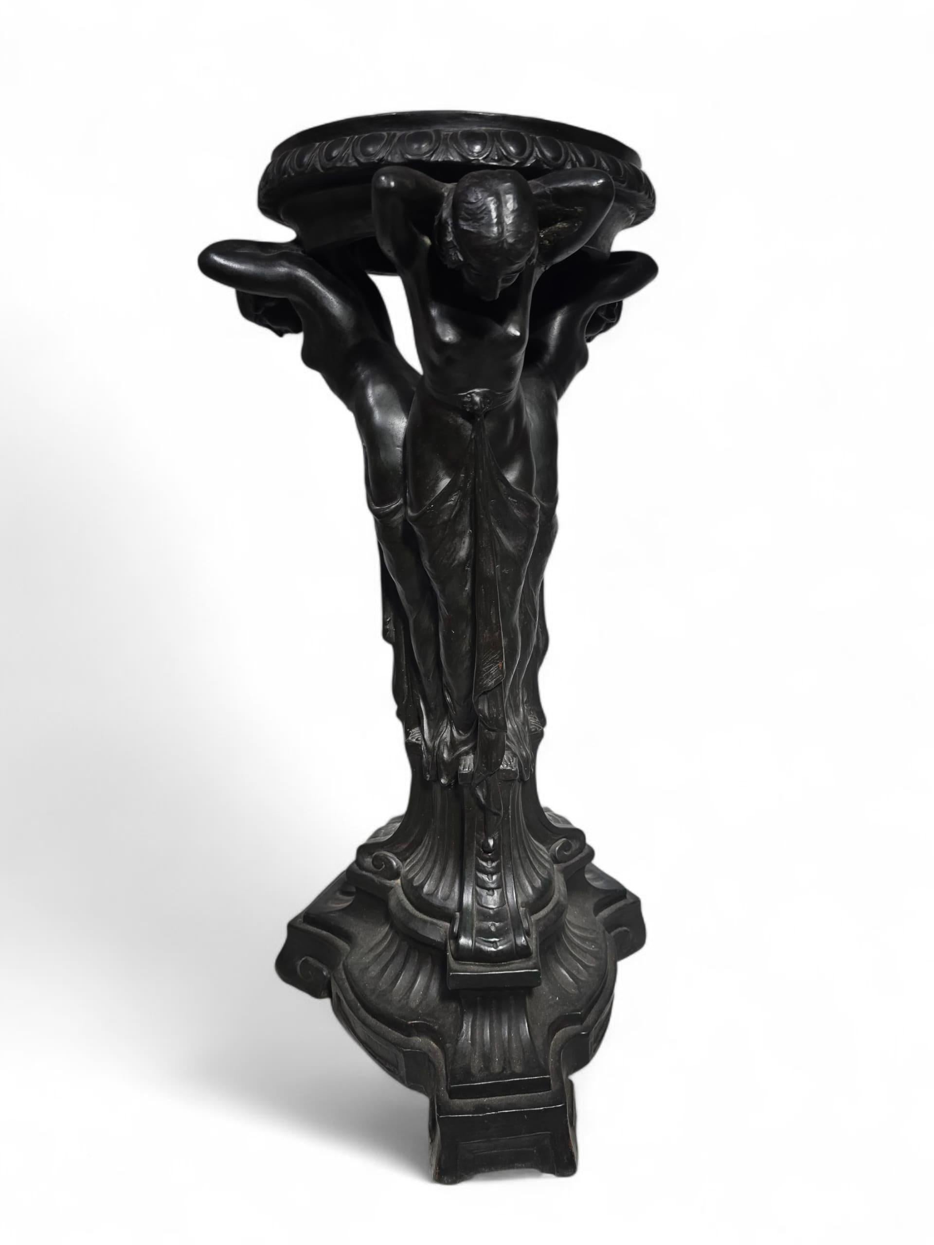 Piedistallo greco in terracotta del XIX secolo dipinto di nero in vendita 2