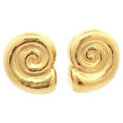 Greek 22k Yellow Gold Puffed Nautilus Shell Hammered Matte Clip On Earrings