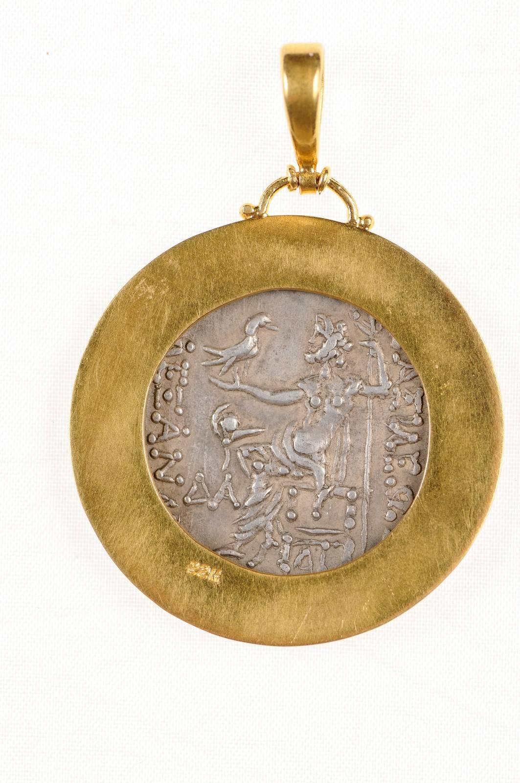Pendentif en or 22 carats avec pièce de monnaie du Tetradrachme de la Grèce antique, représentant Alexander le Grand 4