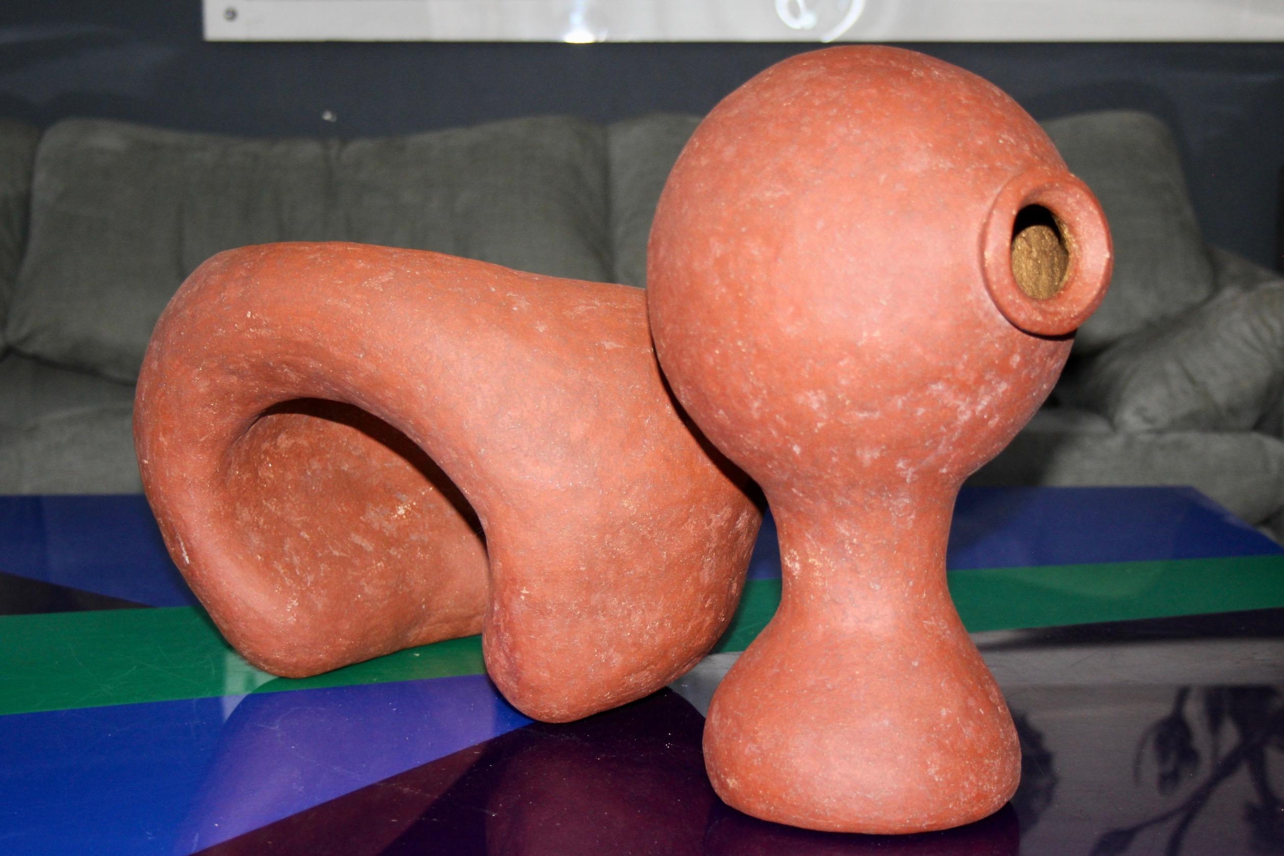 Céramique grecque anthropomorphe datée de 1986 en vente 1