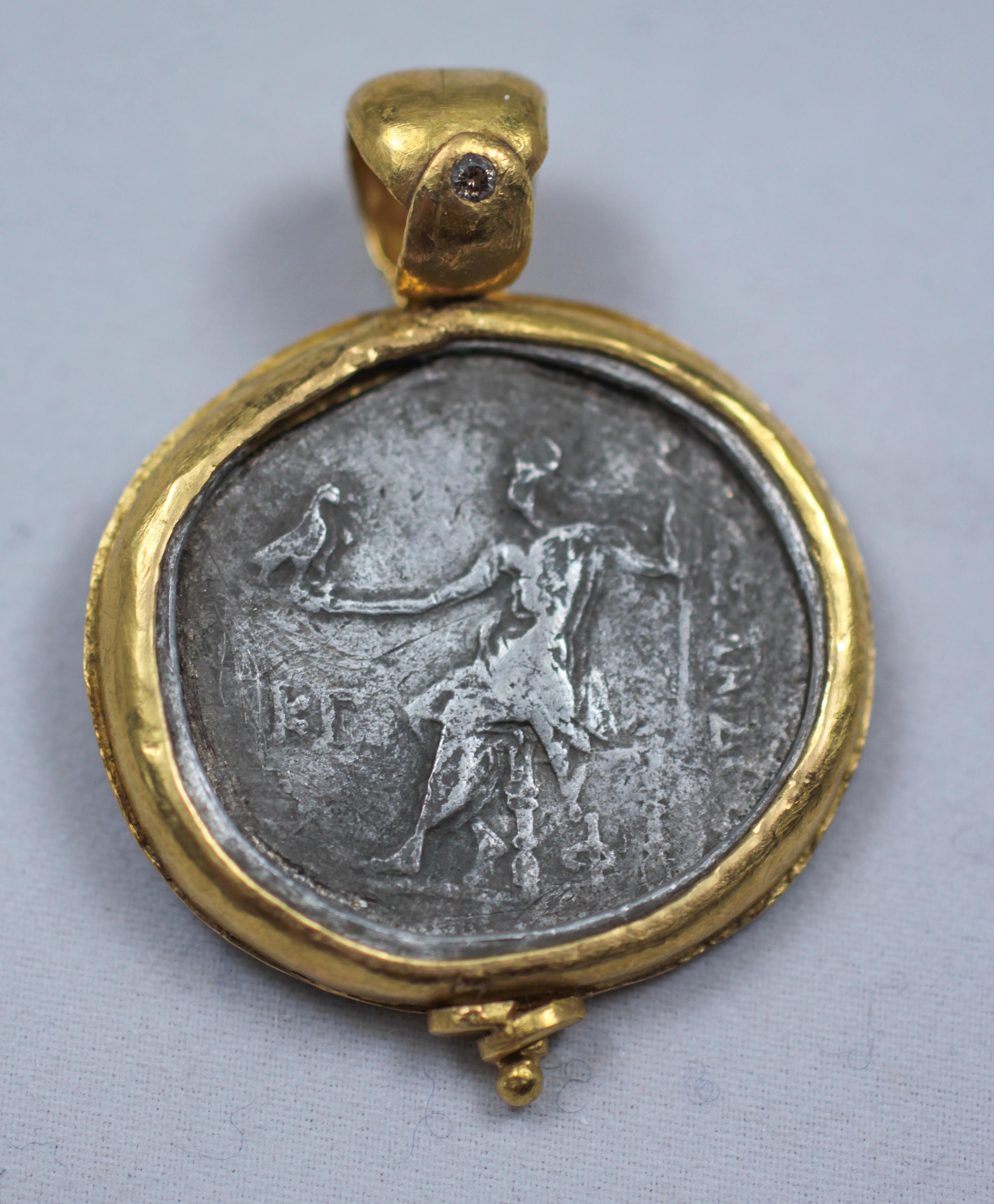 Greek Antique Silver Coin in 22-21 Karat Gold Pendant Necklace For Sale 2