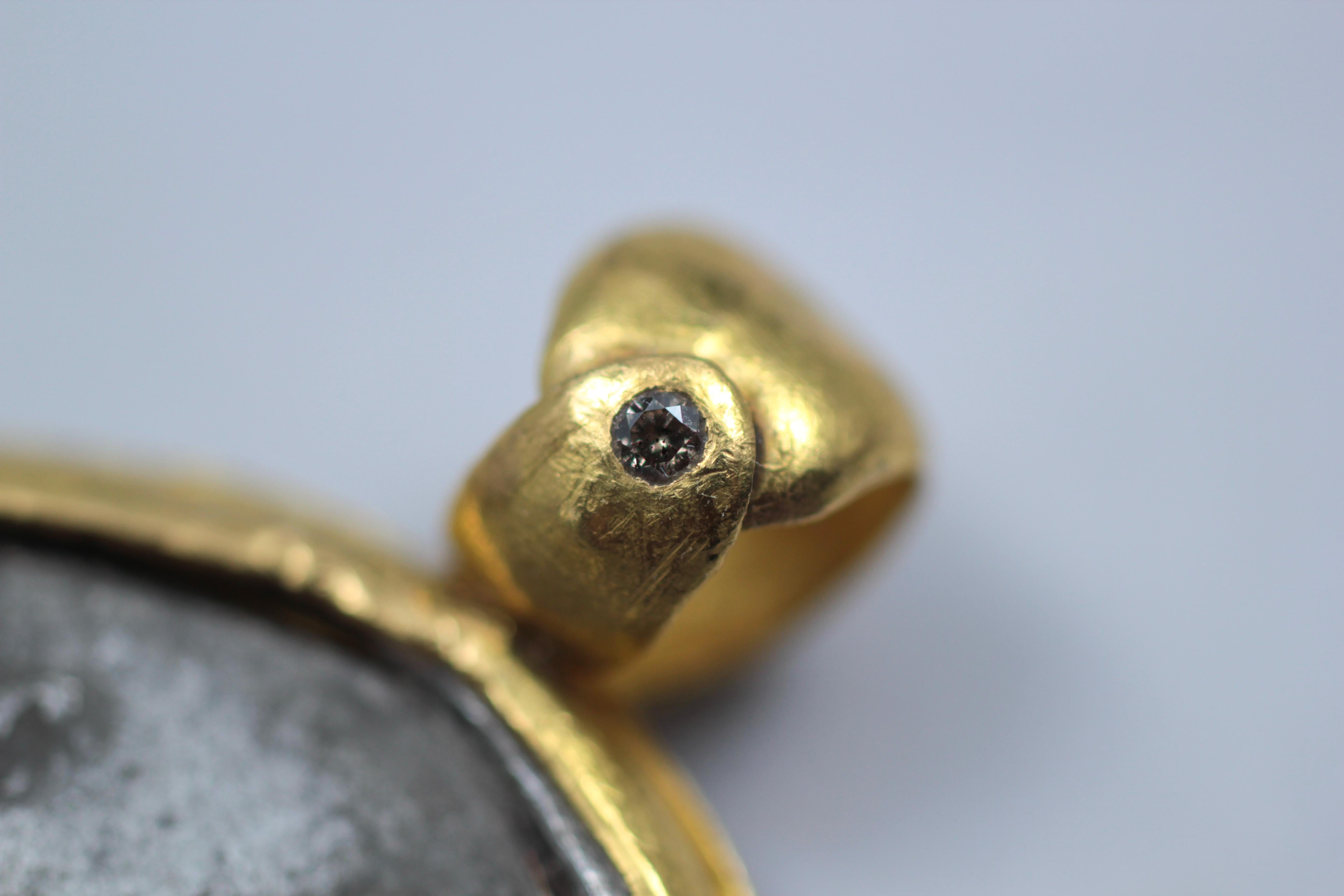 Collier pendentif grec ancien en or 22-21 carats en vente 6