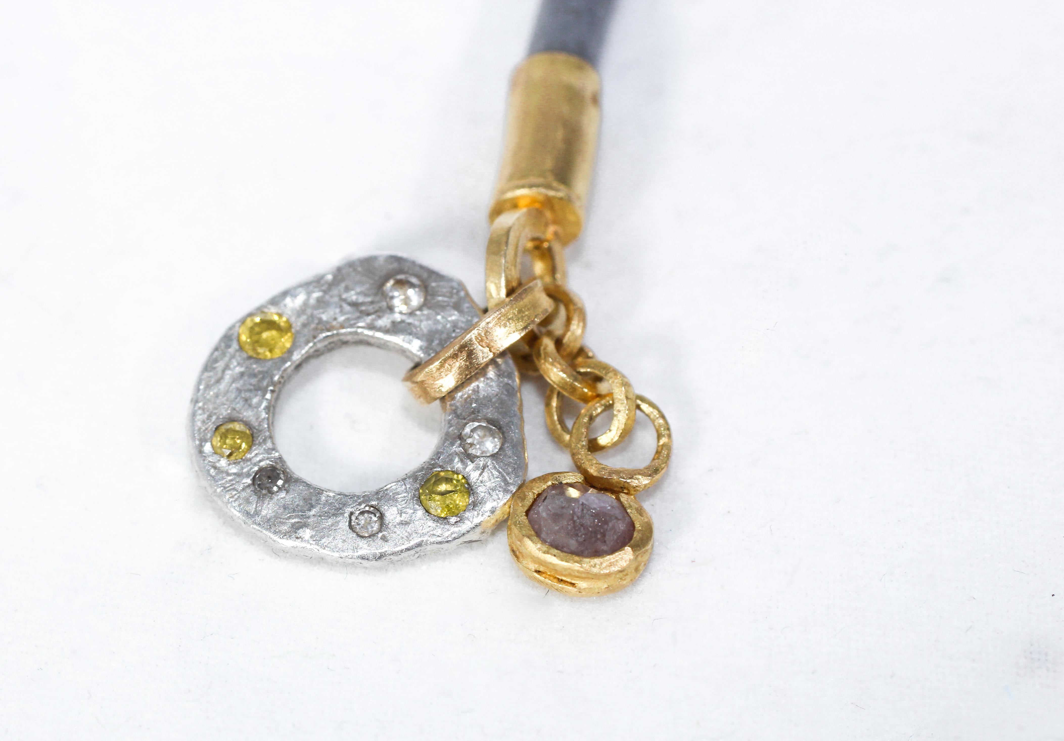 Collier ras du cou pendentif en or 22k-21k avec pièce de monnaie grecque ancienne en argent et perle de Tahiti en vente 7