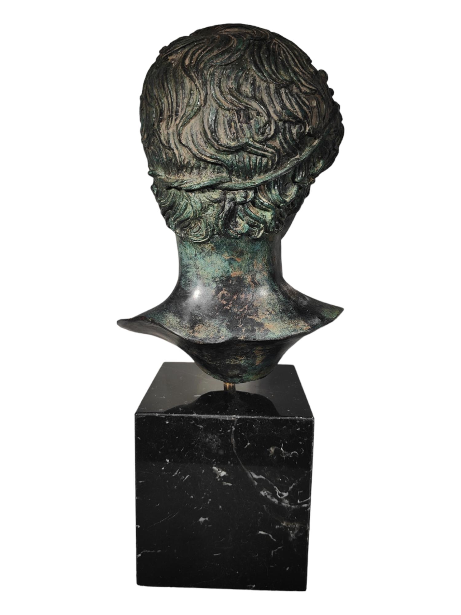 Greek Bust in Bronze, XIX Century For Sale 1